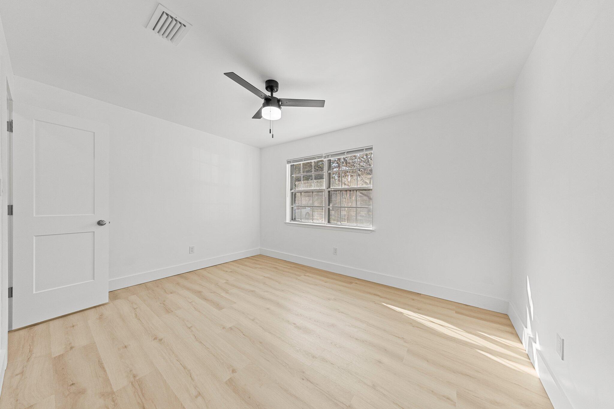 BAYOU POQUITO - Residential