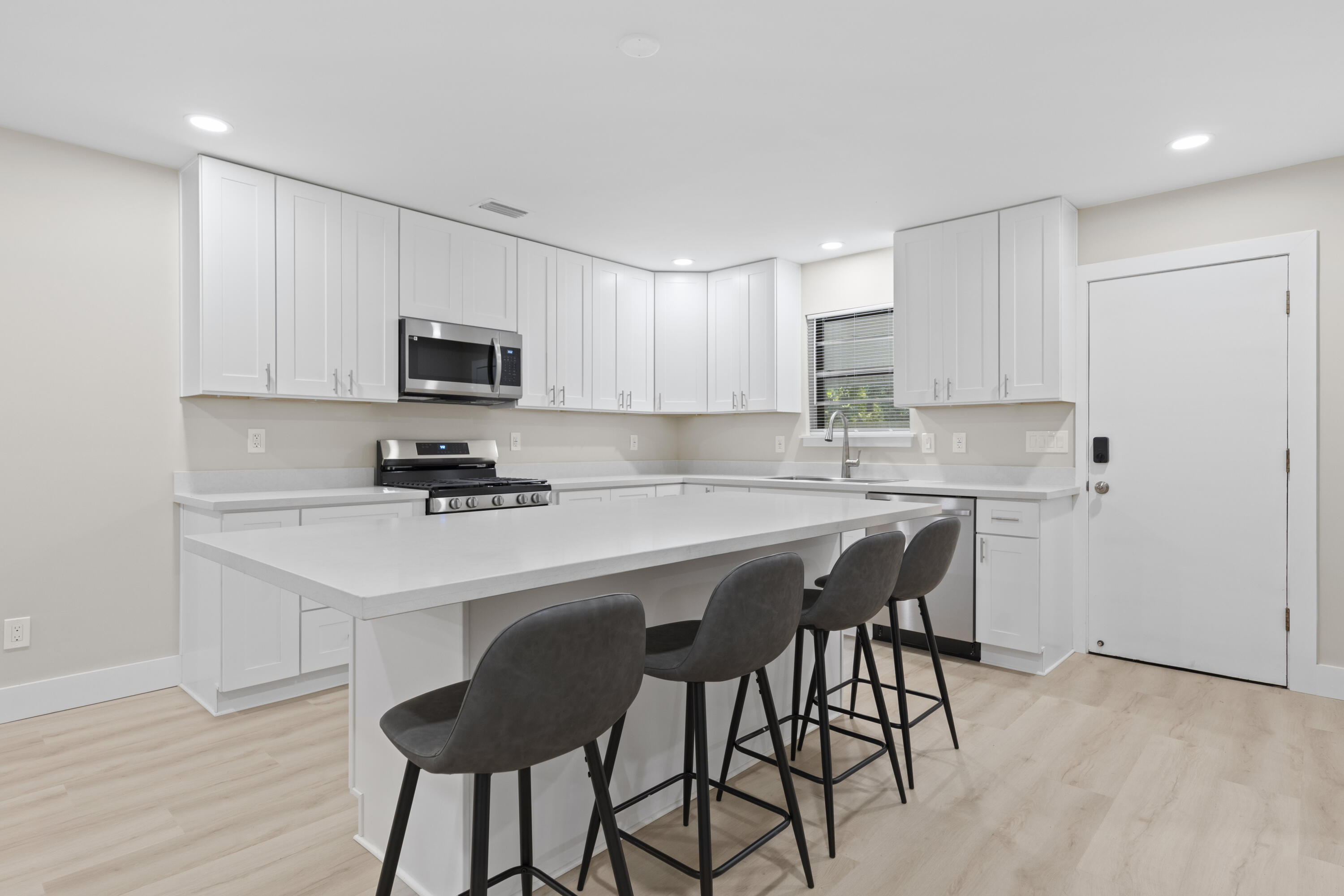 BAYOU POQUITO - Residential