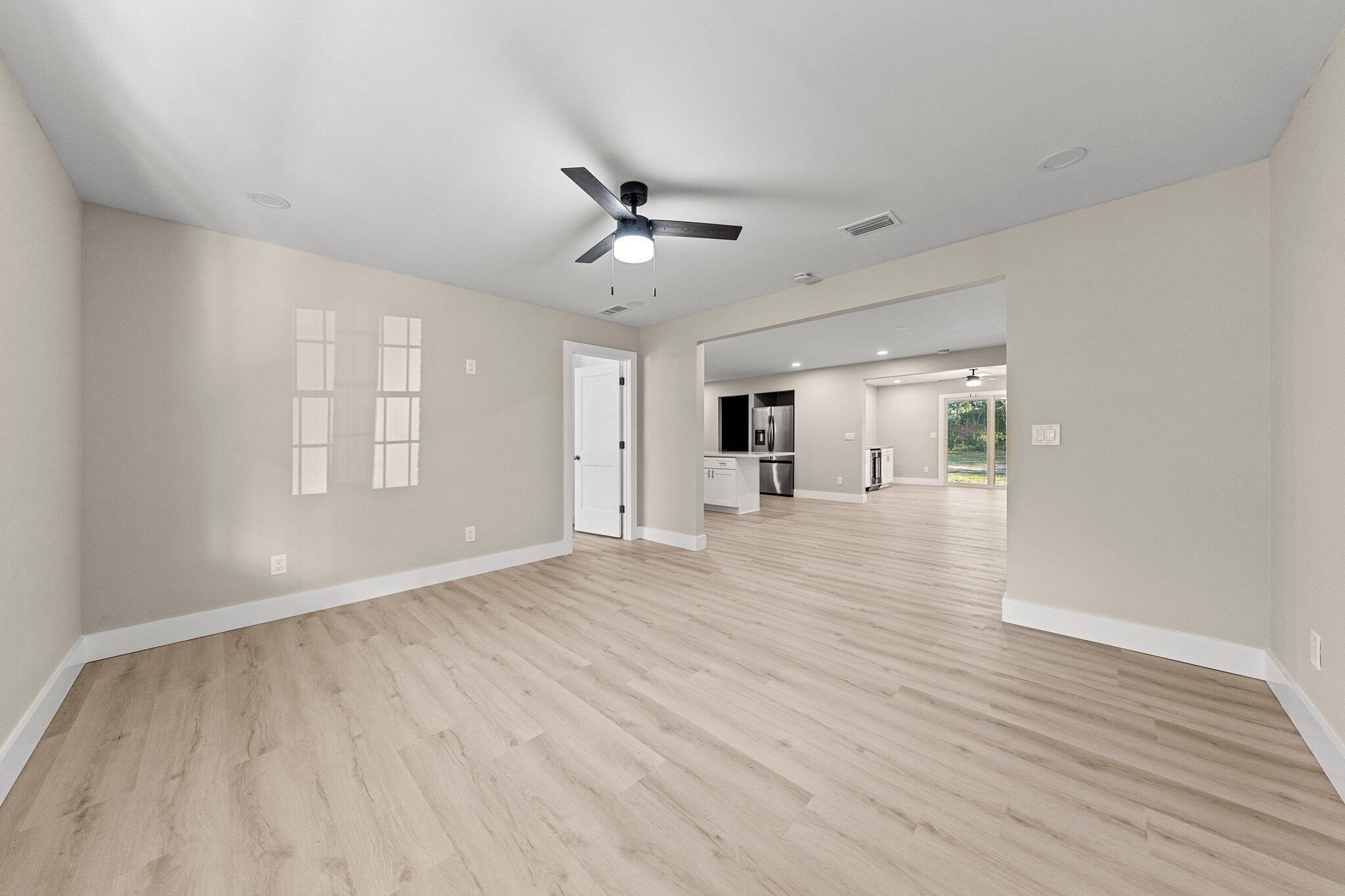 BAYOU POQUITO - Residential