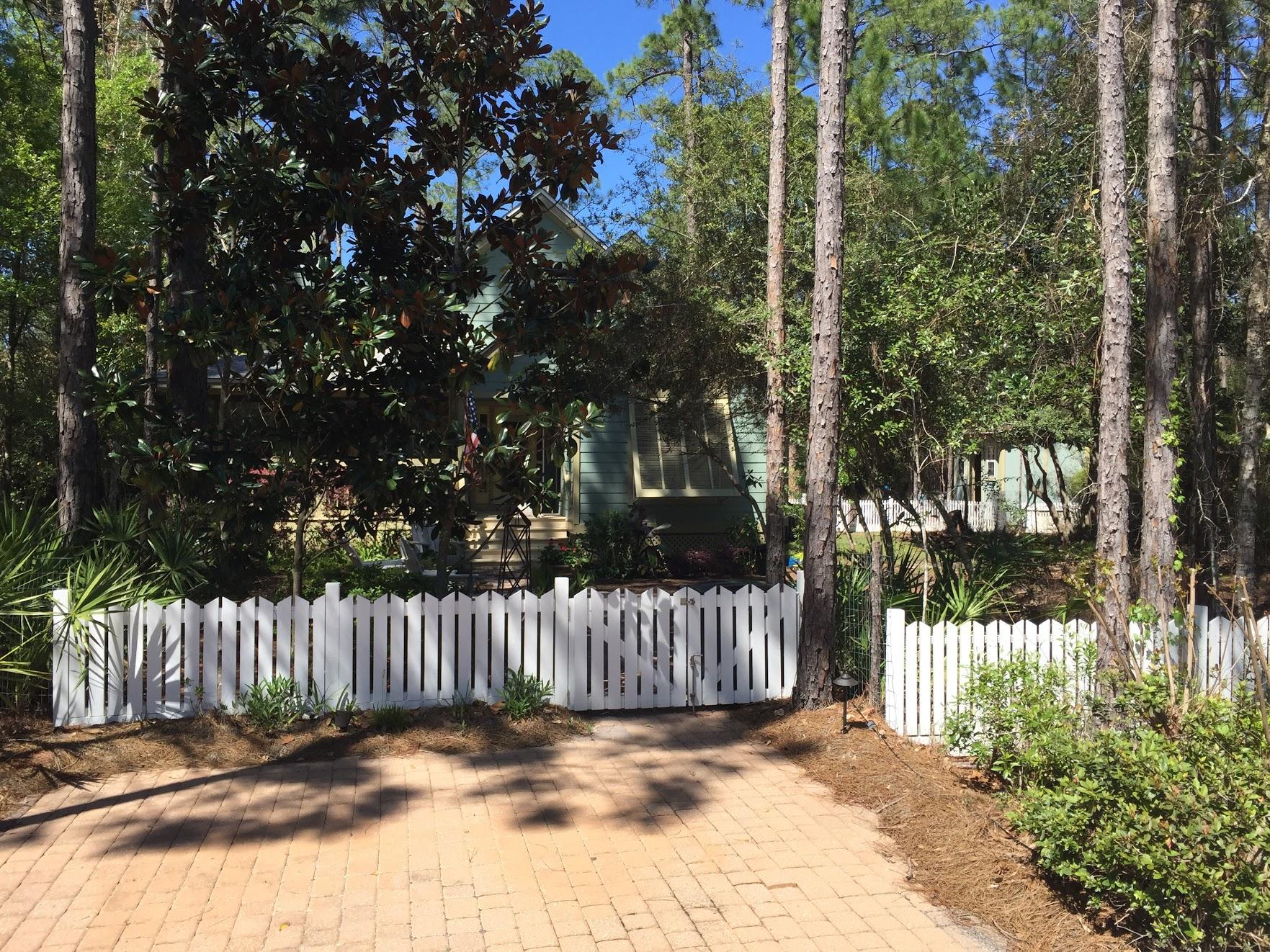 MAGNOLIA BEACH - Residential