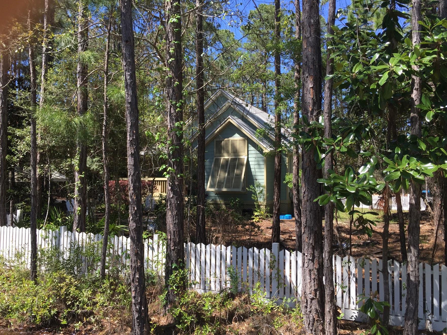 MAGNOLIA BEACH - Residential