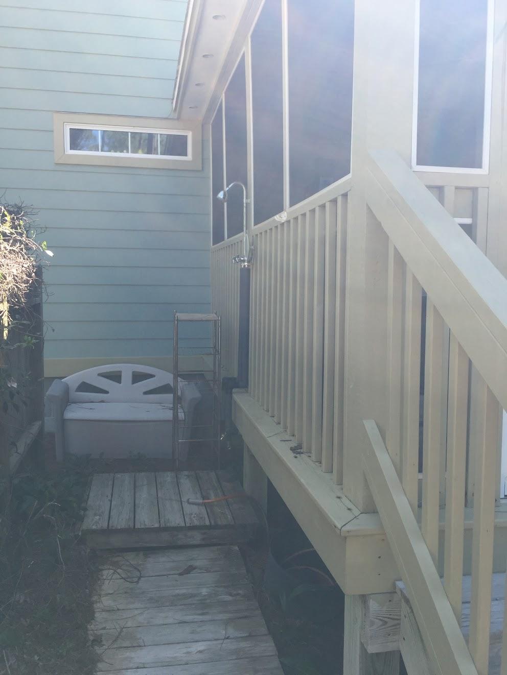 MAGNOLIA BEACH - Residential