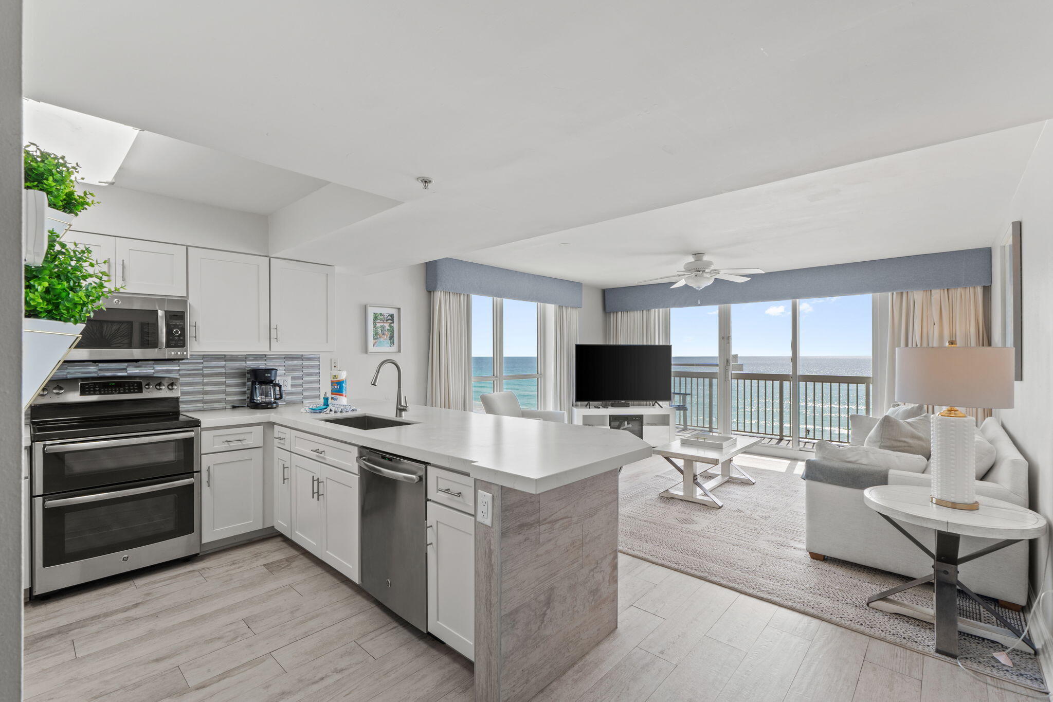 Pelican Beach Resort - Residential