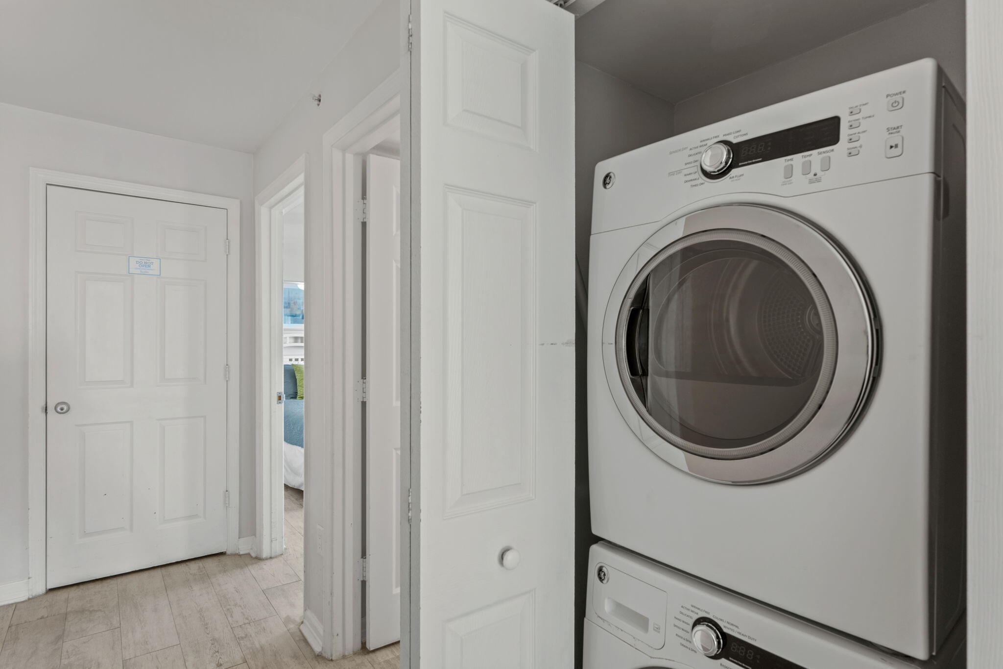 Pelican Beach Resort - Residential