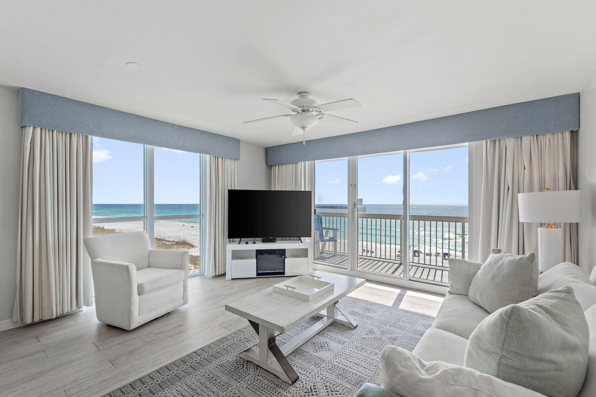 Pelican Beach Resort - Residential