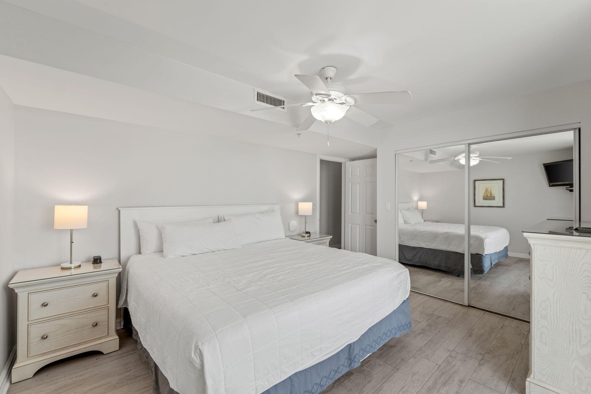 Pelican Beach Resort - Residential