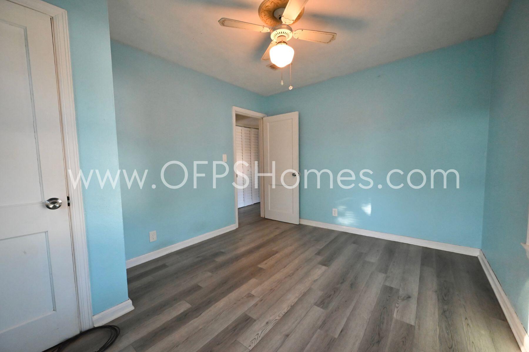 ELLIOTTS POINT - Residential Lease