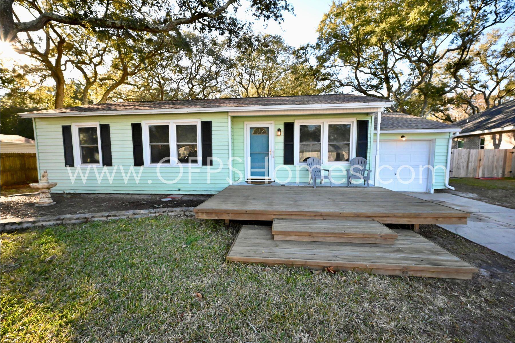 ELLIOTTS POINT - Residential Lease