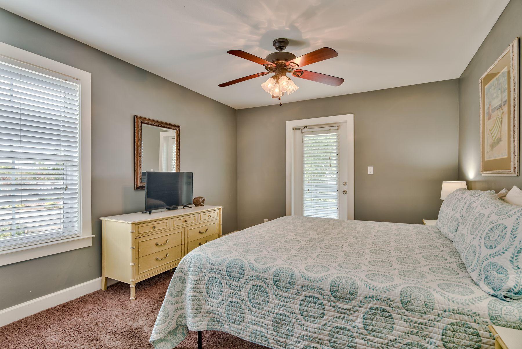 S/D OF SE4 - Residential