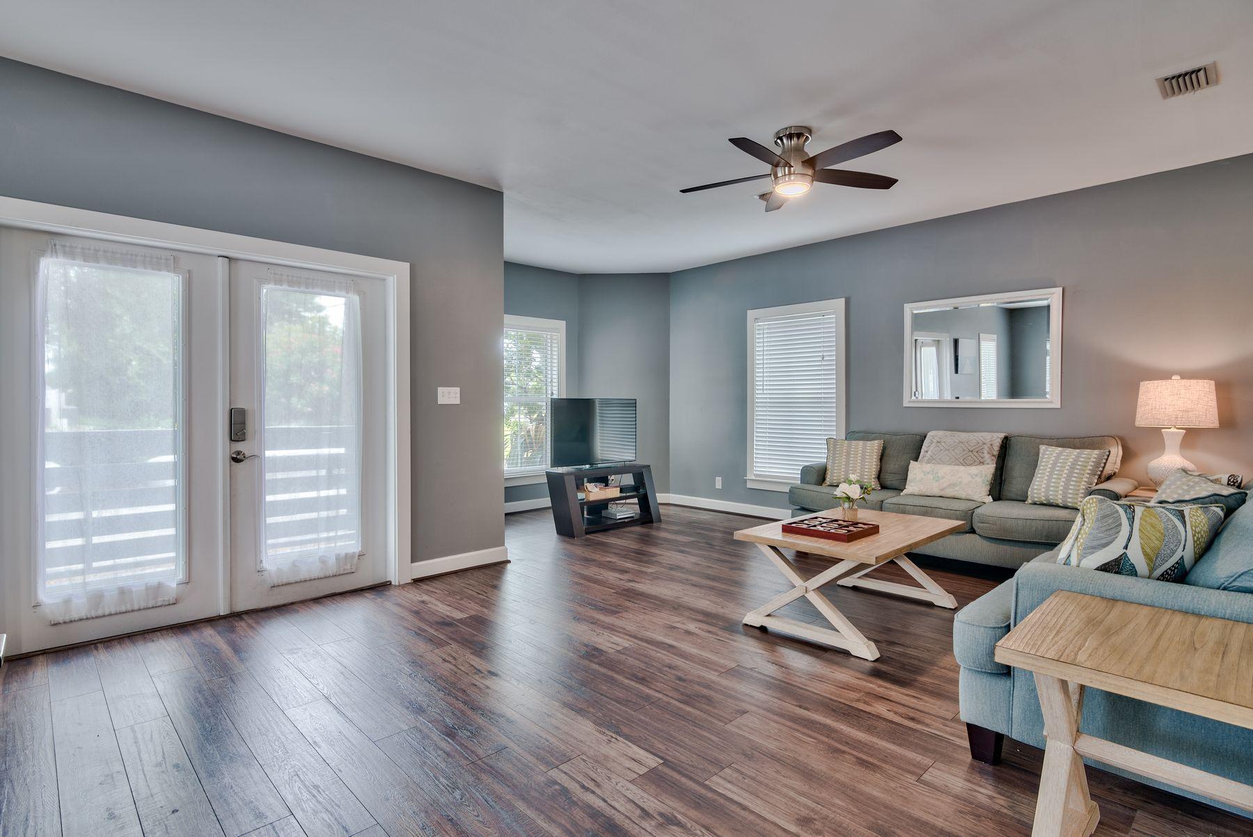 S/D OF SE4 - Residential