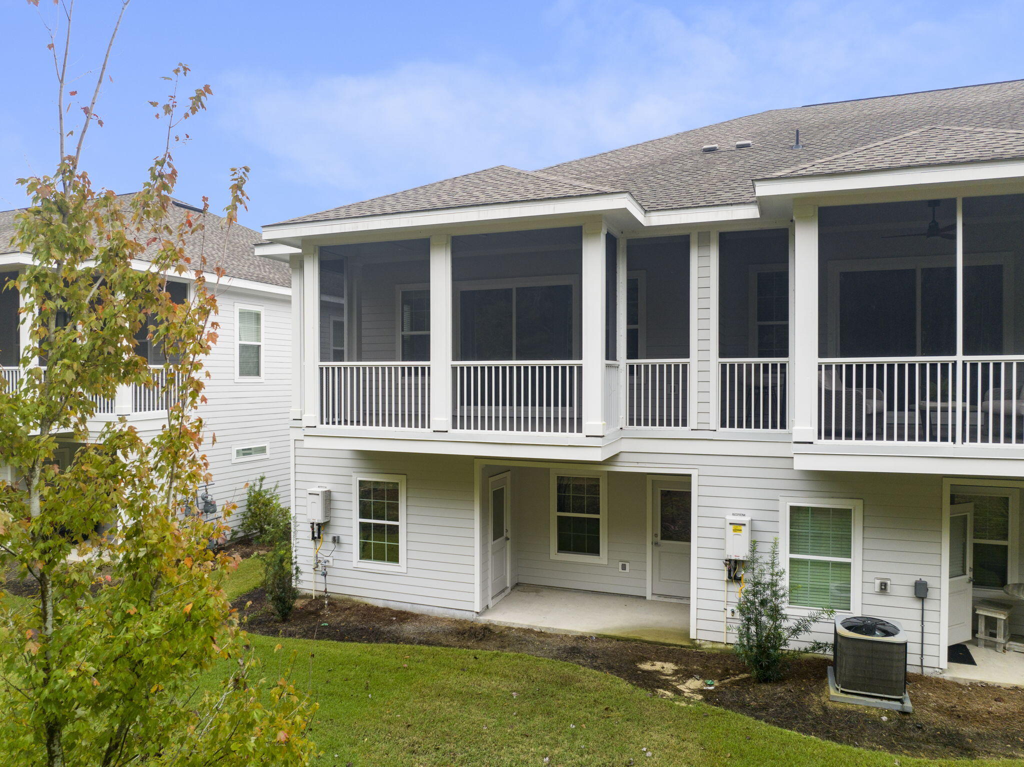 KARA LAKE TOWNHOMES - Residential Lease