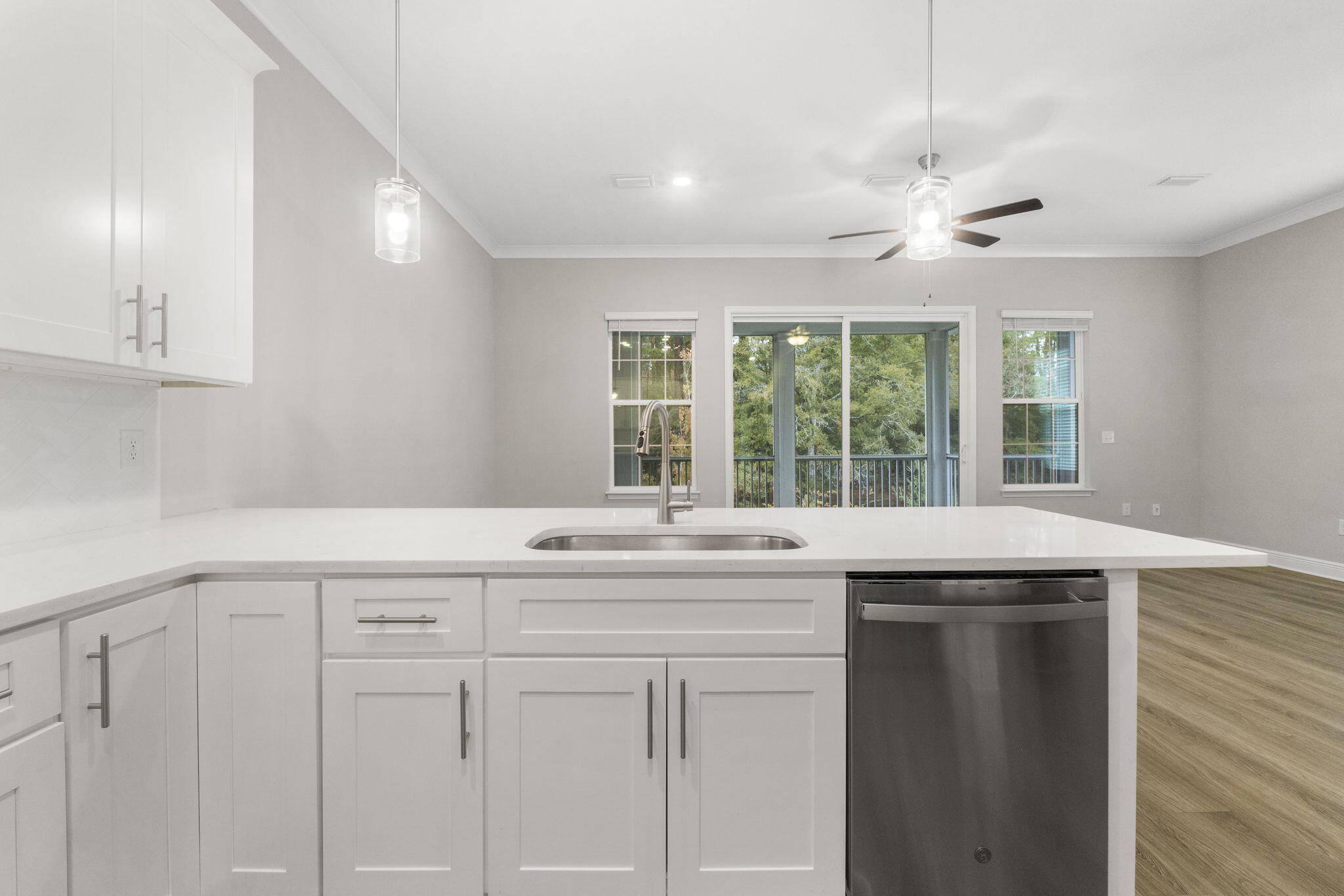 KARA LAKE TOWNHOMES - Residential Lease