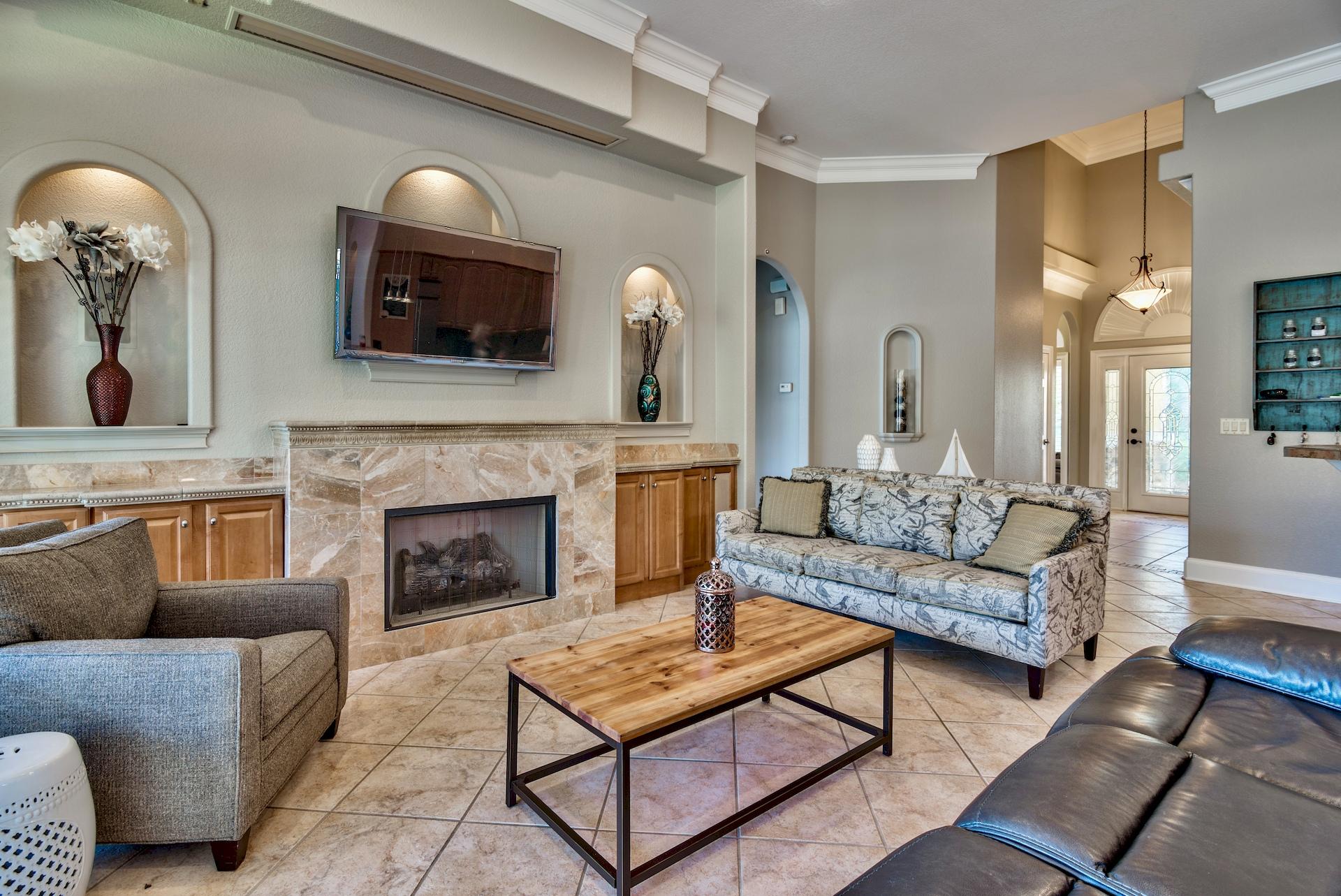 EMERALD LAKES PH 1 - Residential