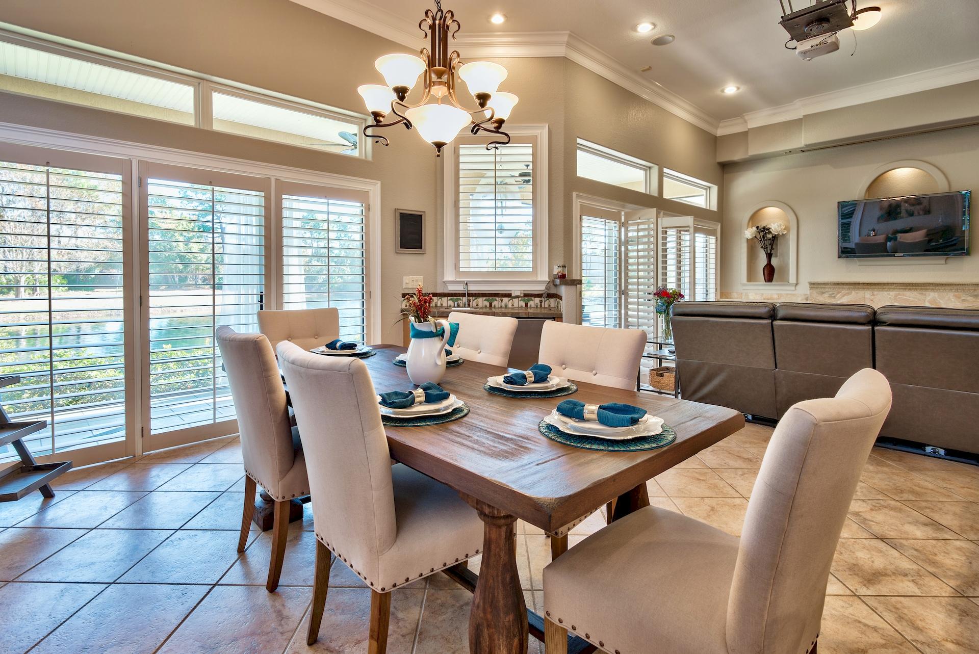 EMERALD LAKES PH 1 - Residential