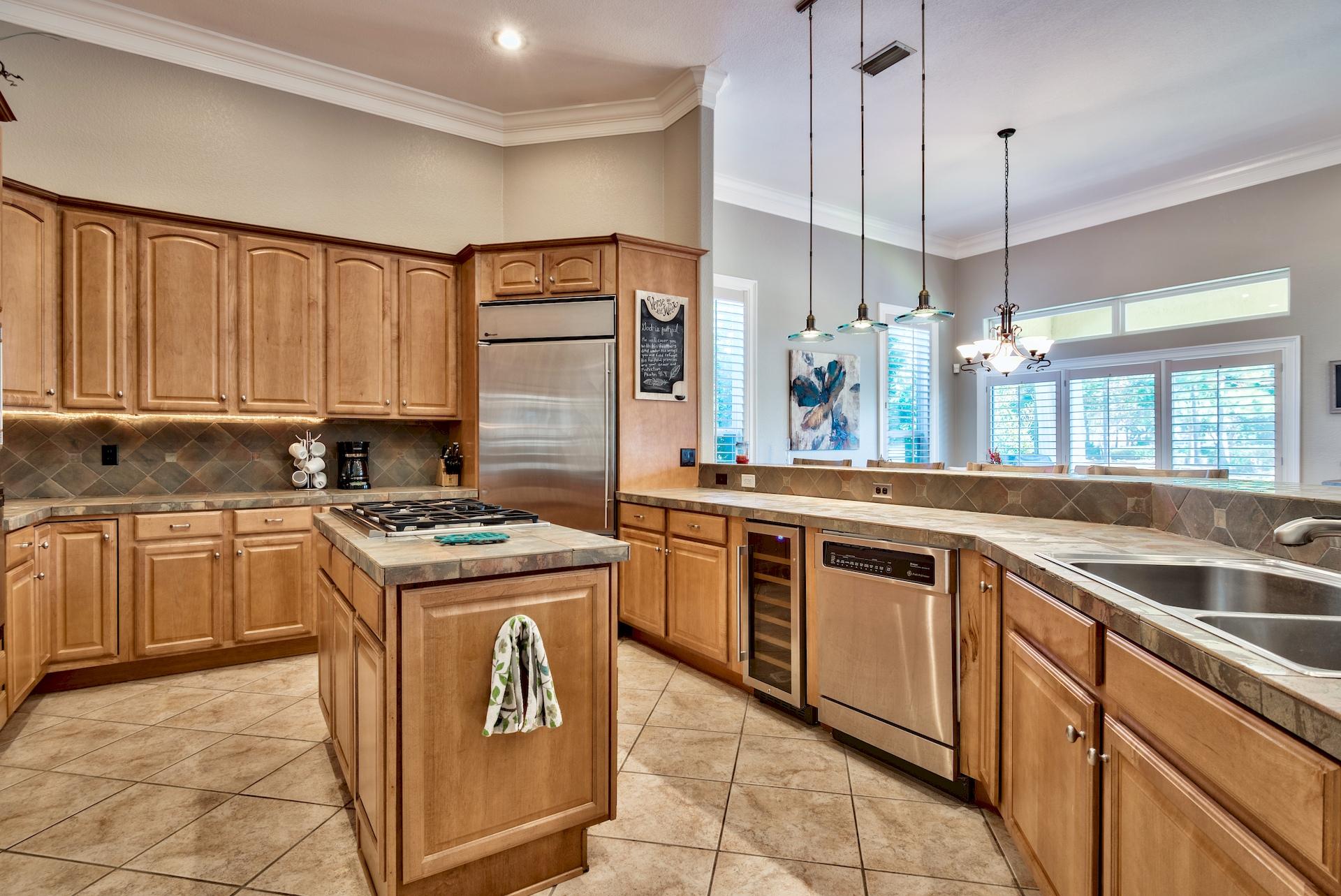 EMERALD LAKES PH 1 - Residential