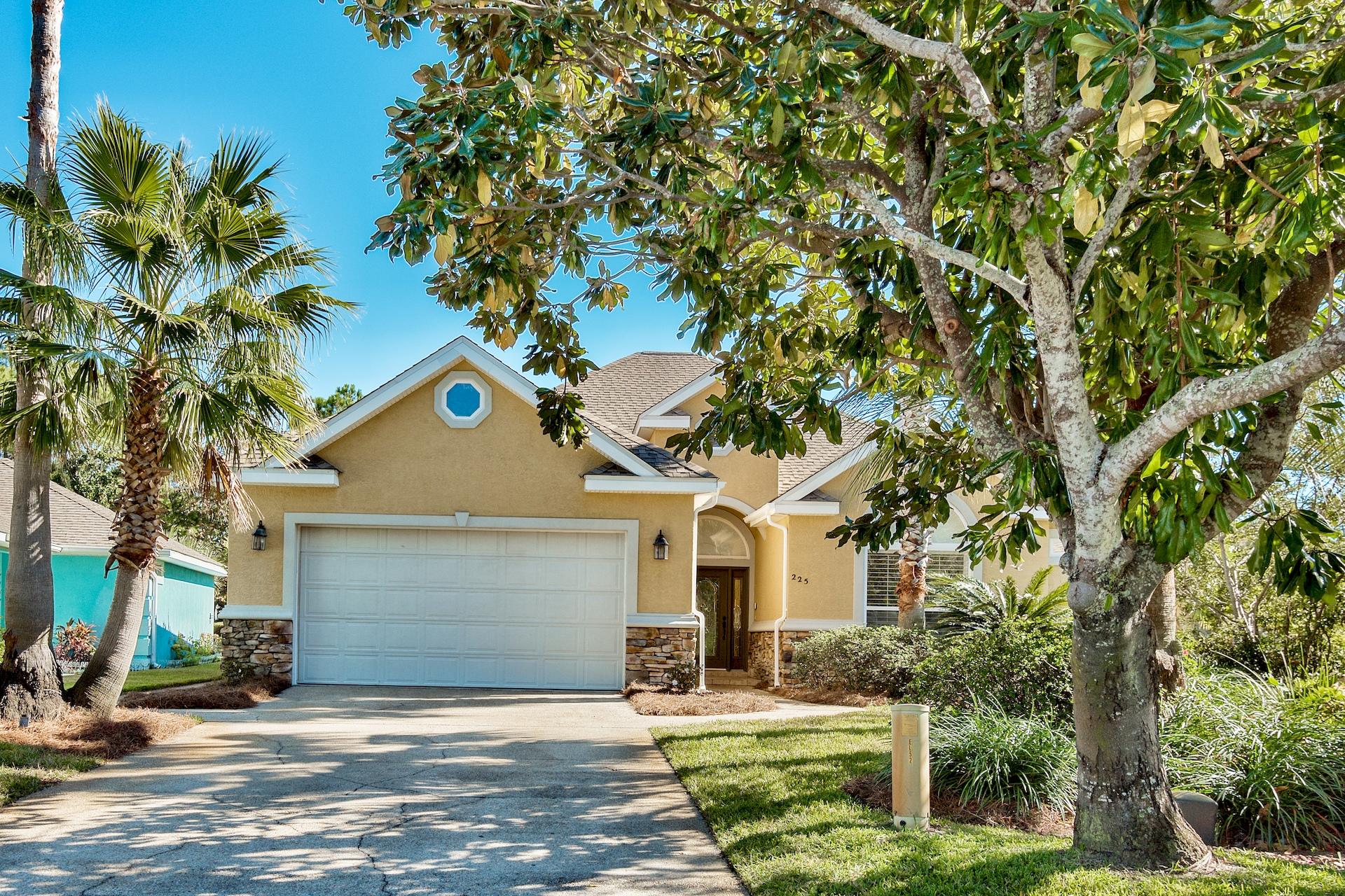 EMERALD LAKES PH 1 - Residential