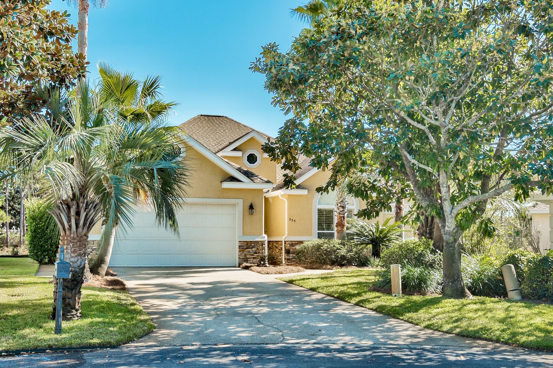 EMERALD LAKES PH 1 - Residential