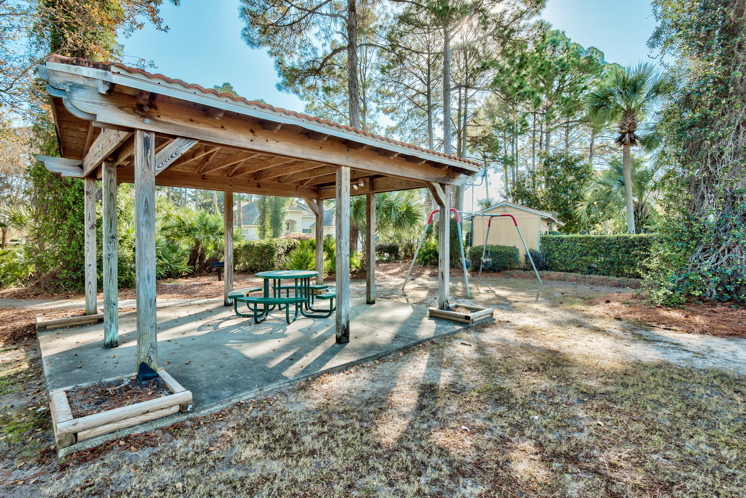 EMERALD LAKES PH 1 - Residential