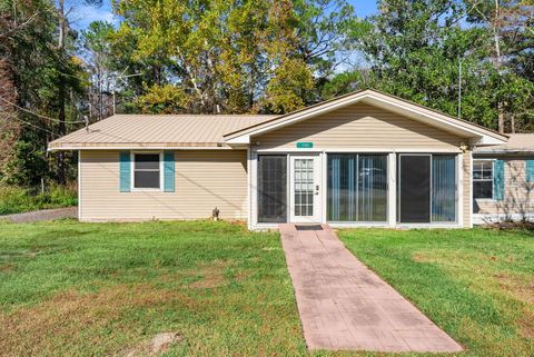 Photo of 1182 FL-20, Freeport, FL 32439 (MLS # 989455)