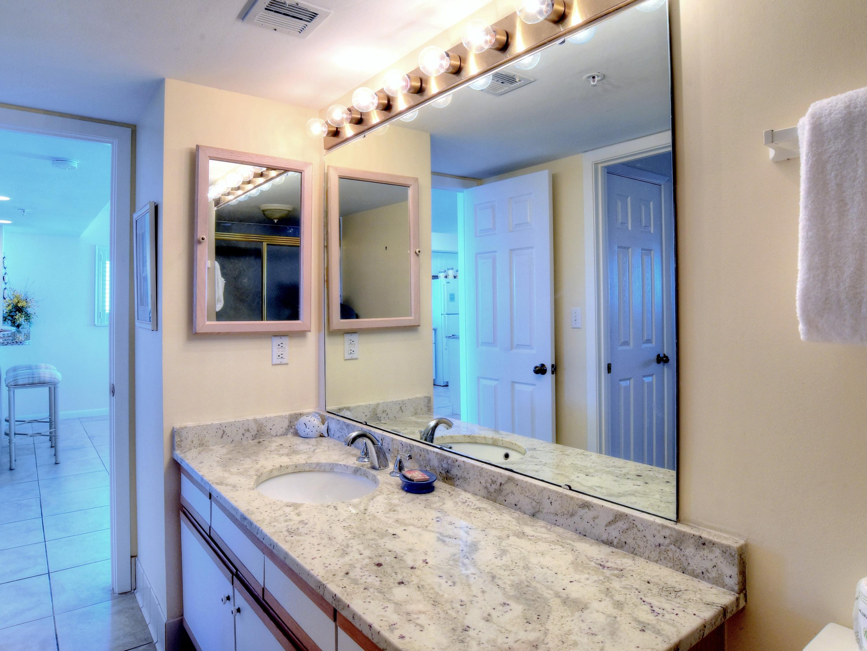 DESTIN GULFGATE CONDO - Residential
