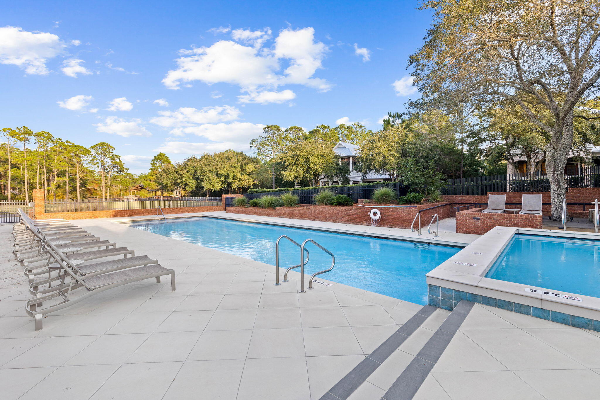FOREST LAKES PH I - Residential