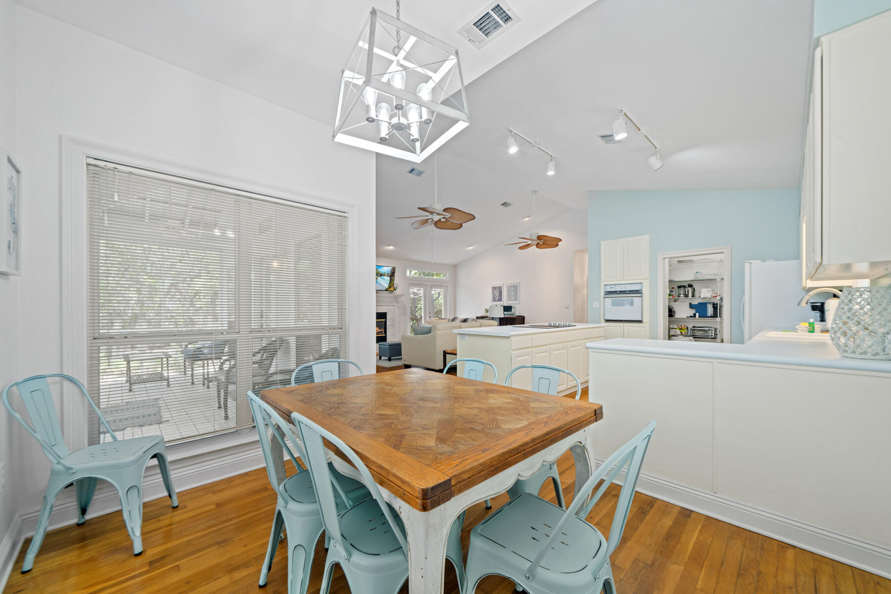 KOKOMO KOVE - Residential