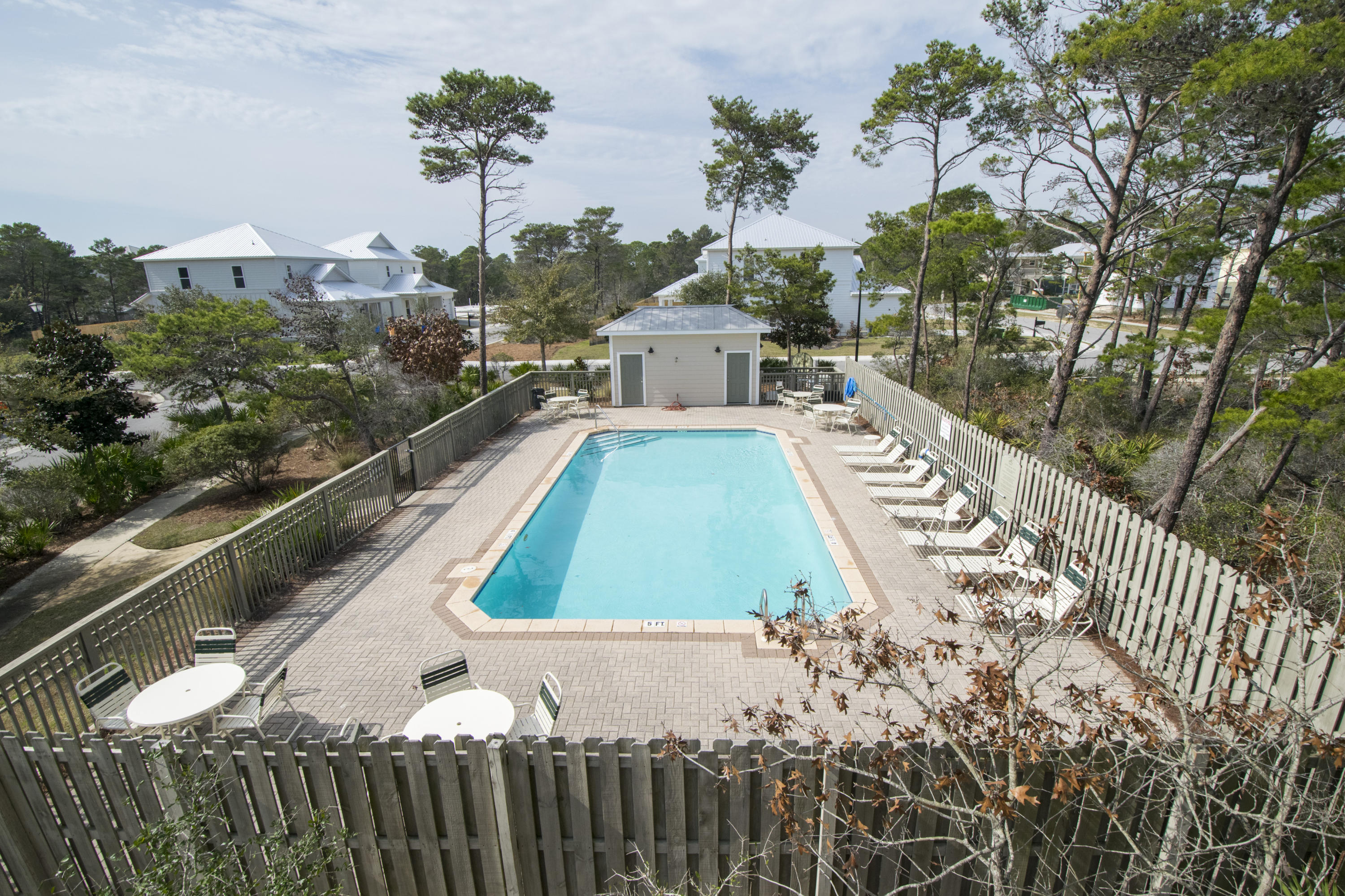 SHADOW PINES - Residential