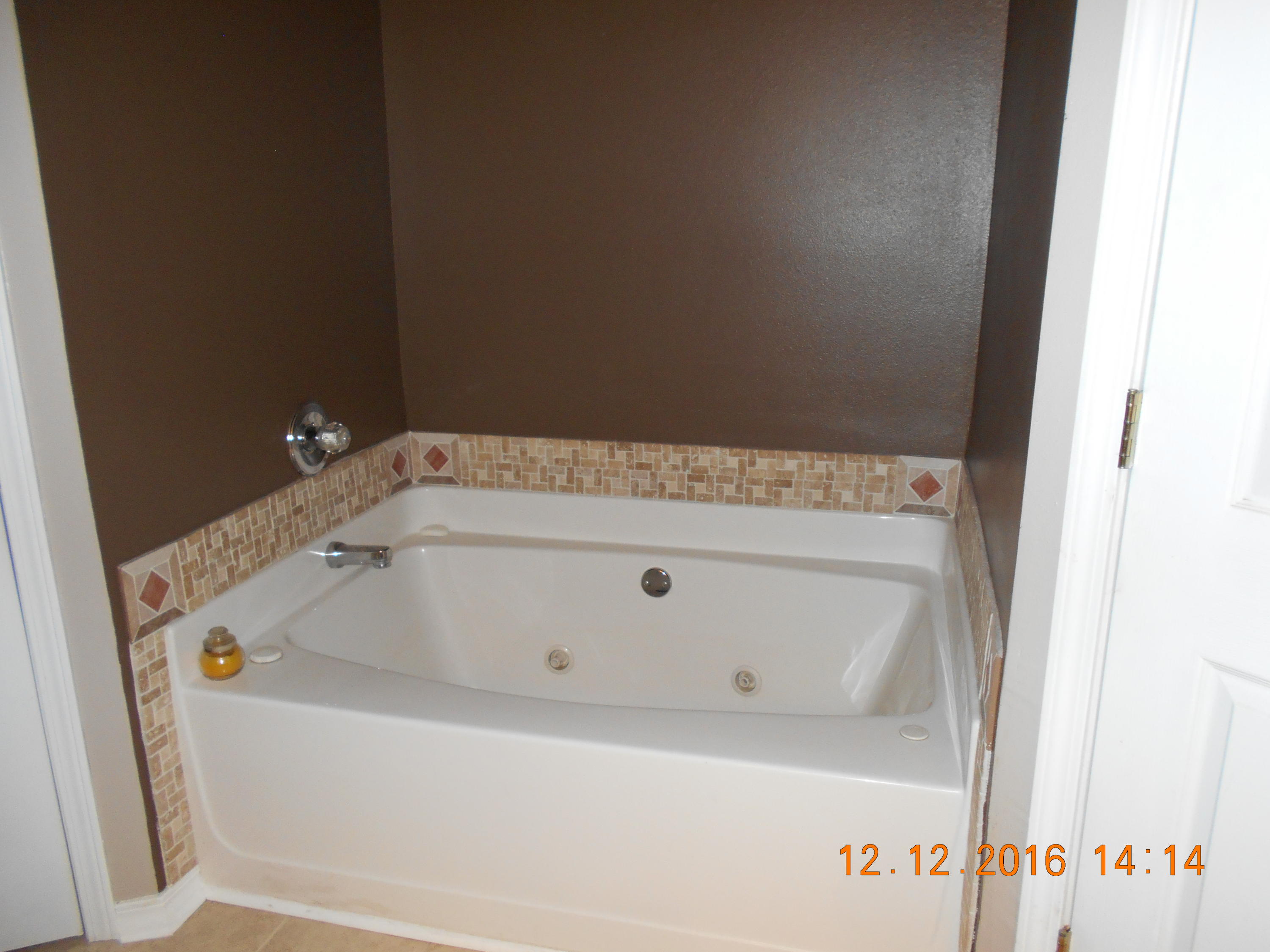 COUNTRYVIEW ESTATES 10TH ADDN - Residential