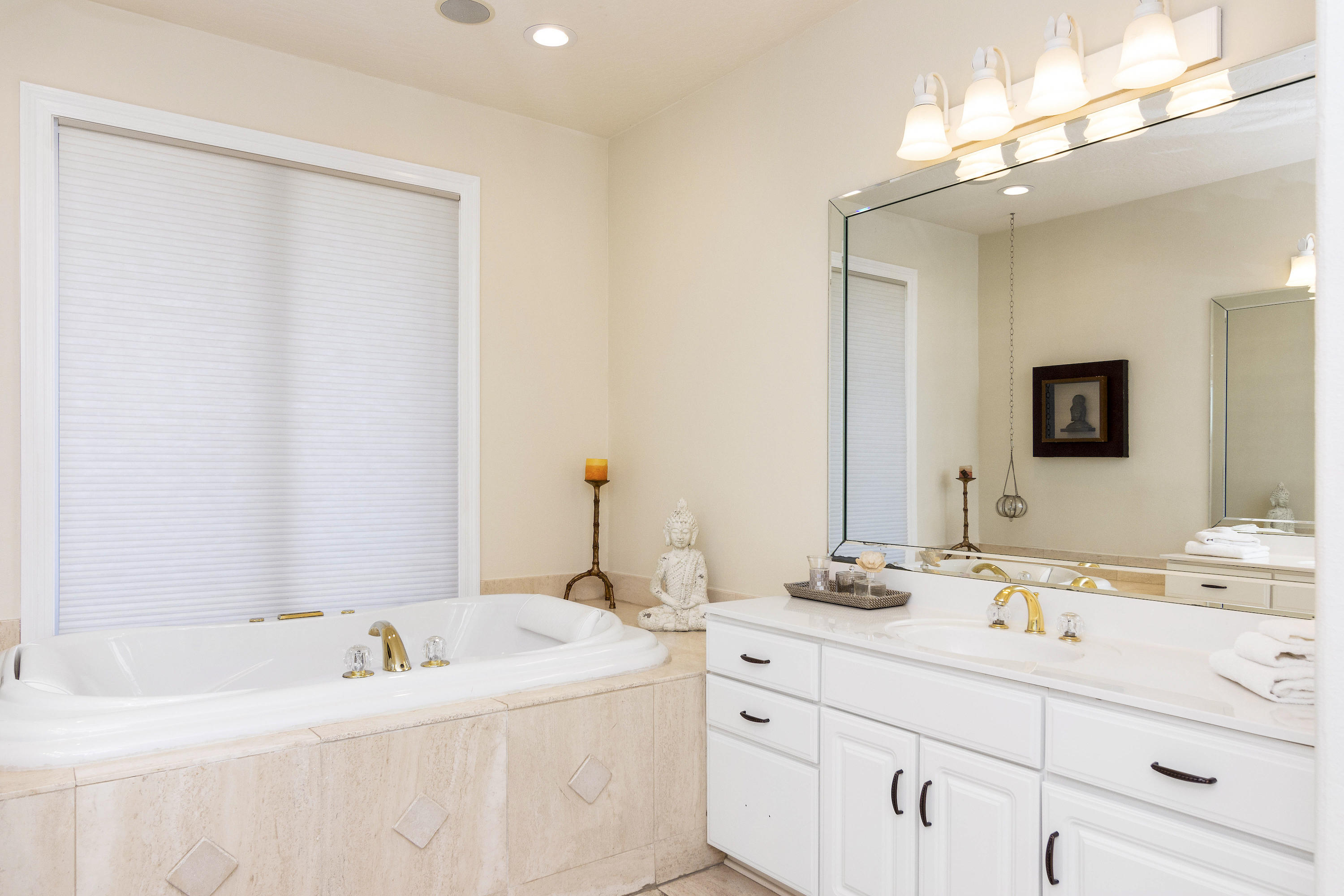 TERRA COTTA TERRACE - Residential