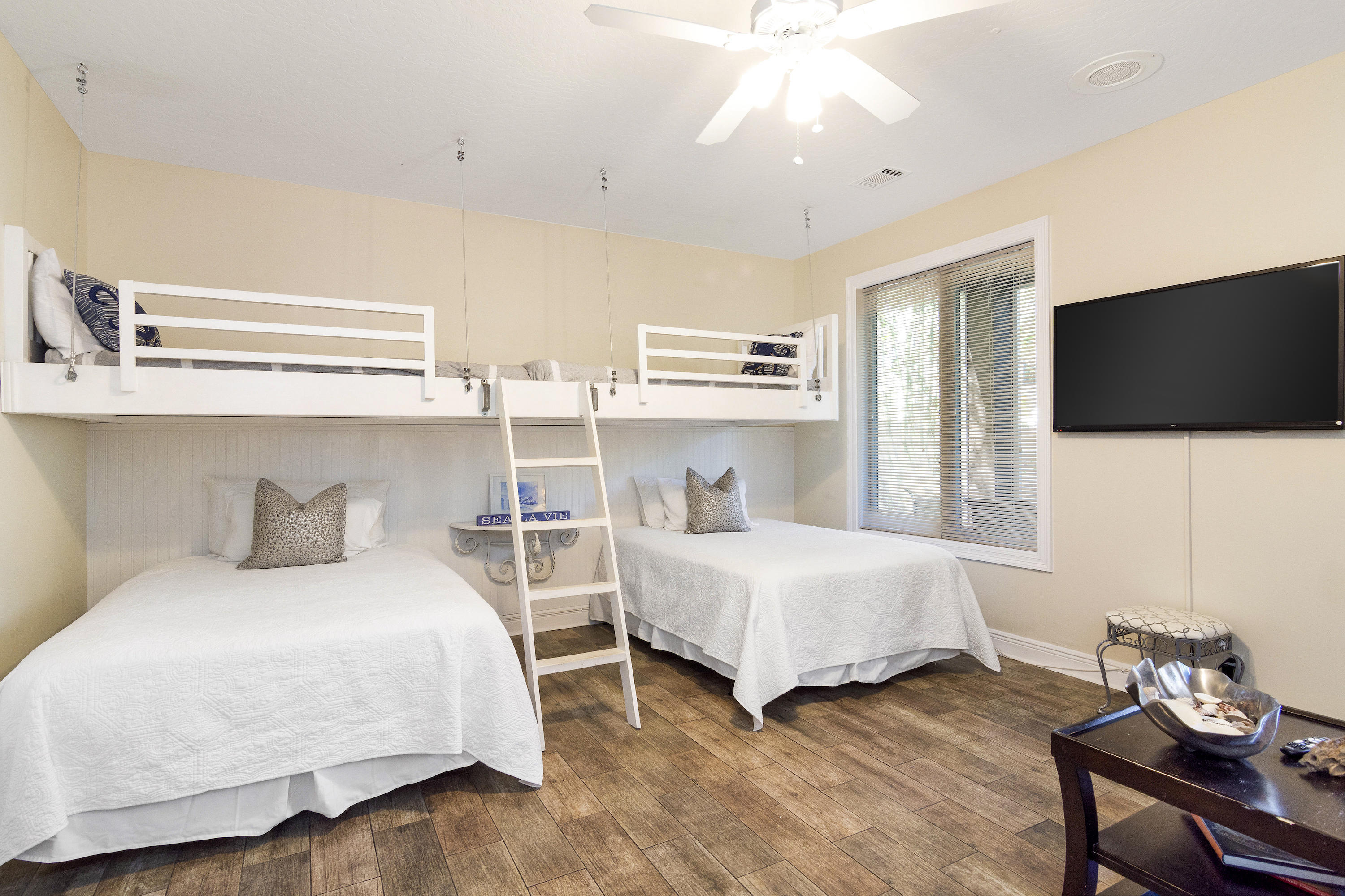 TERRA COTTA TERRACE - Residential