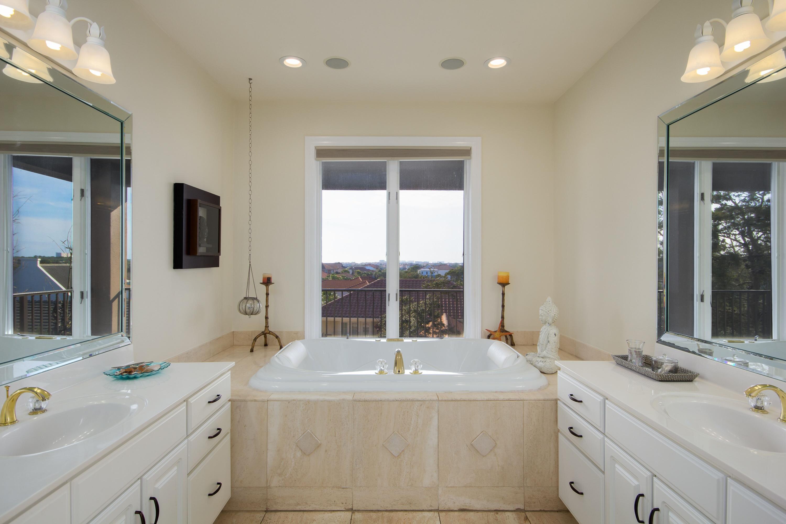 TERRA COTTA TERRACE - Residential