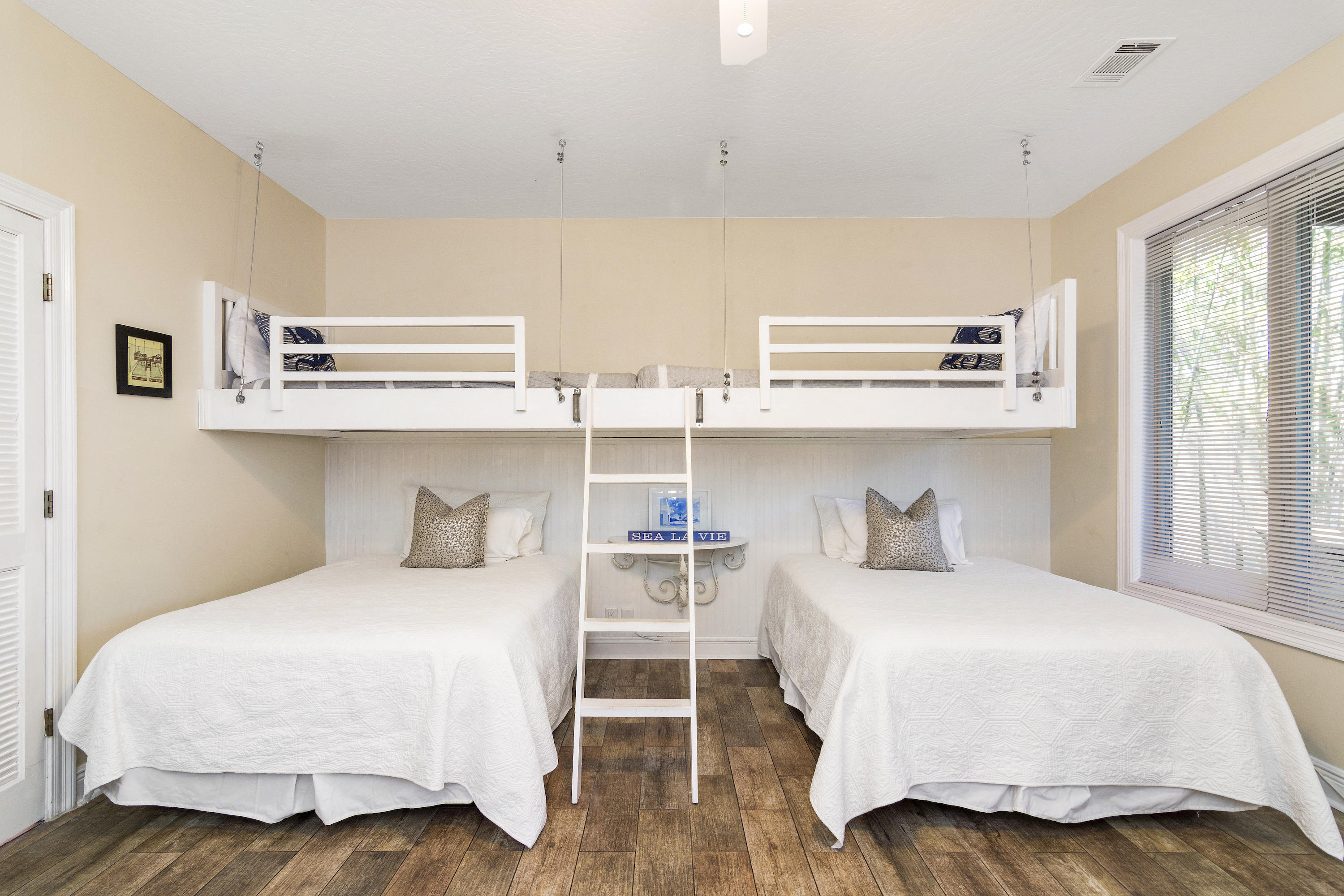 TERRA COTTA TERRACE - Residential