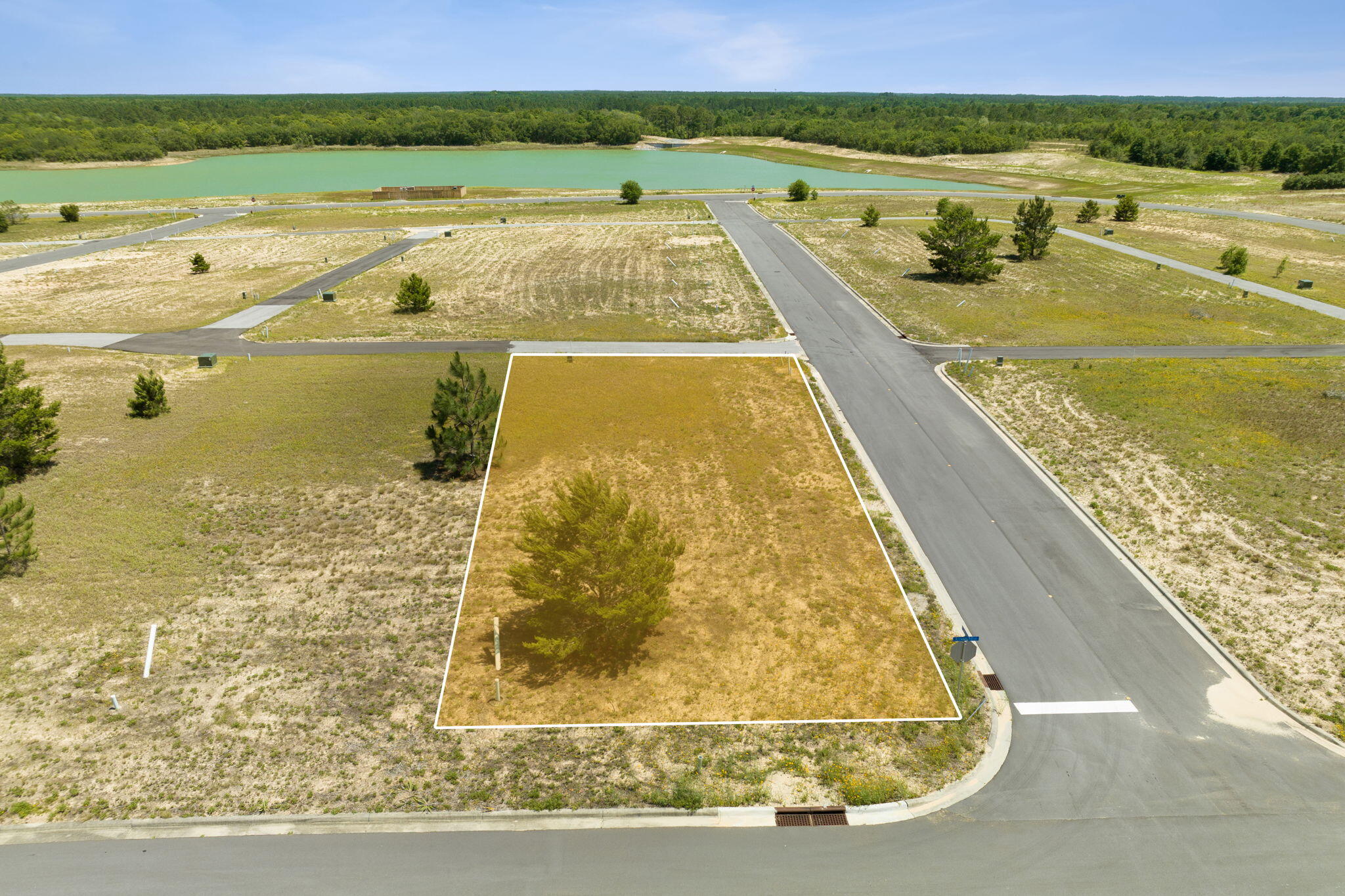 Welcome to Owl's Head, an extraordinary traditional neighborhood development community nestled in Freeport, FL, conveniently located off of Highway 331. This meticulously planned community offers easy access to Defuniak Springs, Santa Rosa Beach, Destin, and Fort Walton Beach, making travel a breeze. Freeport is among the top 10 fastest-growing cities in Florida, and our charming community is less than 25 minutes from the stunning white sandy beaches and emerald green waters of the Gulf Coast. Owl's Head is also close to several amenities, including restaurants, shopping centers, golf courses, a regional sports complex, the E.O. Wilson Biophilia Center, and marinas. Additionally, our community is conveniently located near Eglin Airforce Base, Duke Field, and Sacred Heart Hospital!