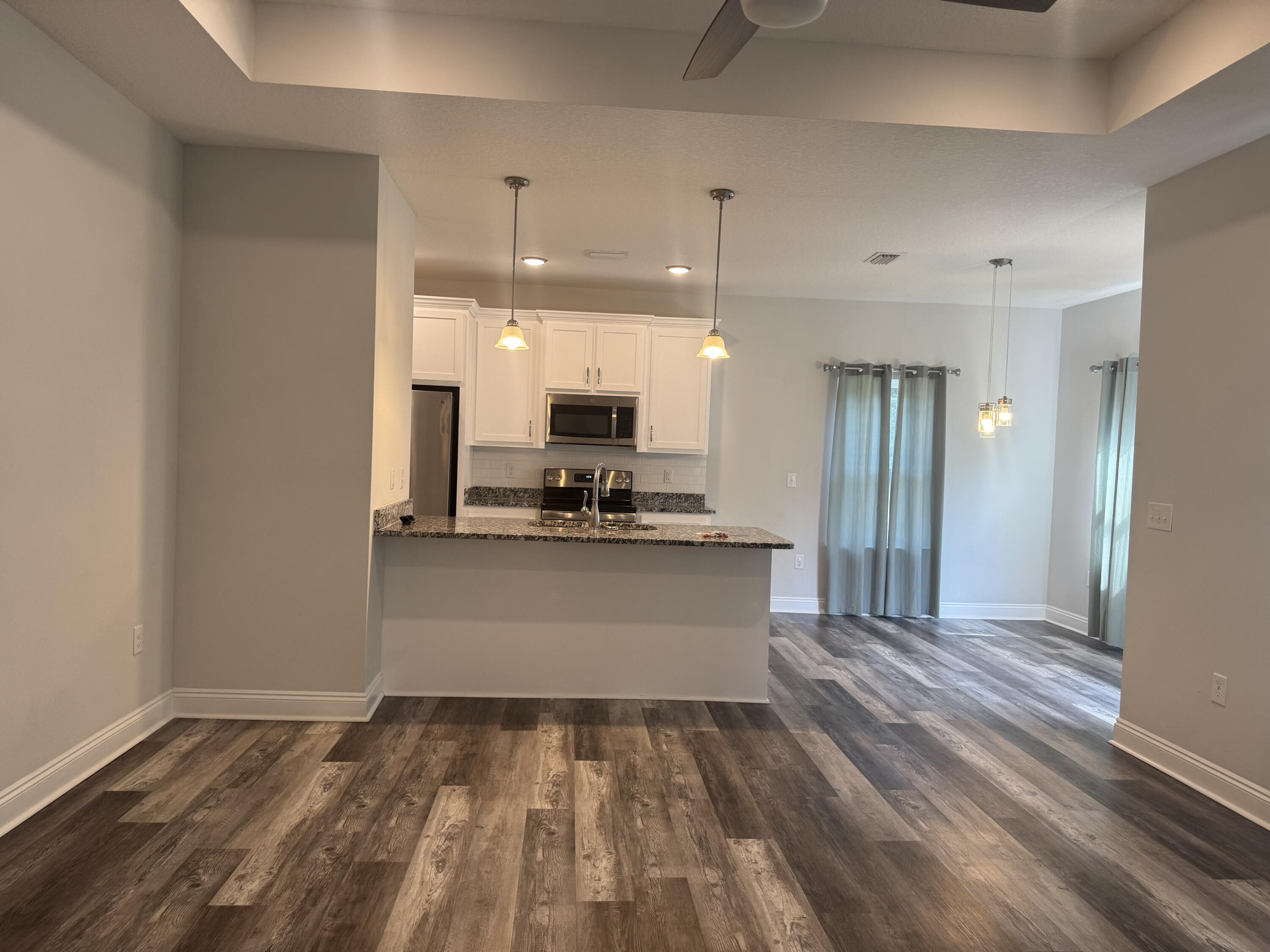 CRESTVIEW SUBURB - Residential Lease