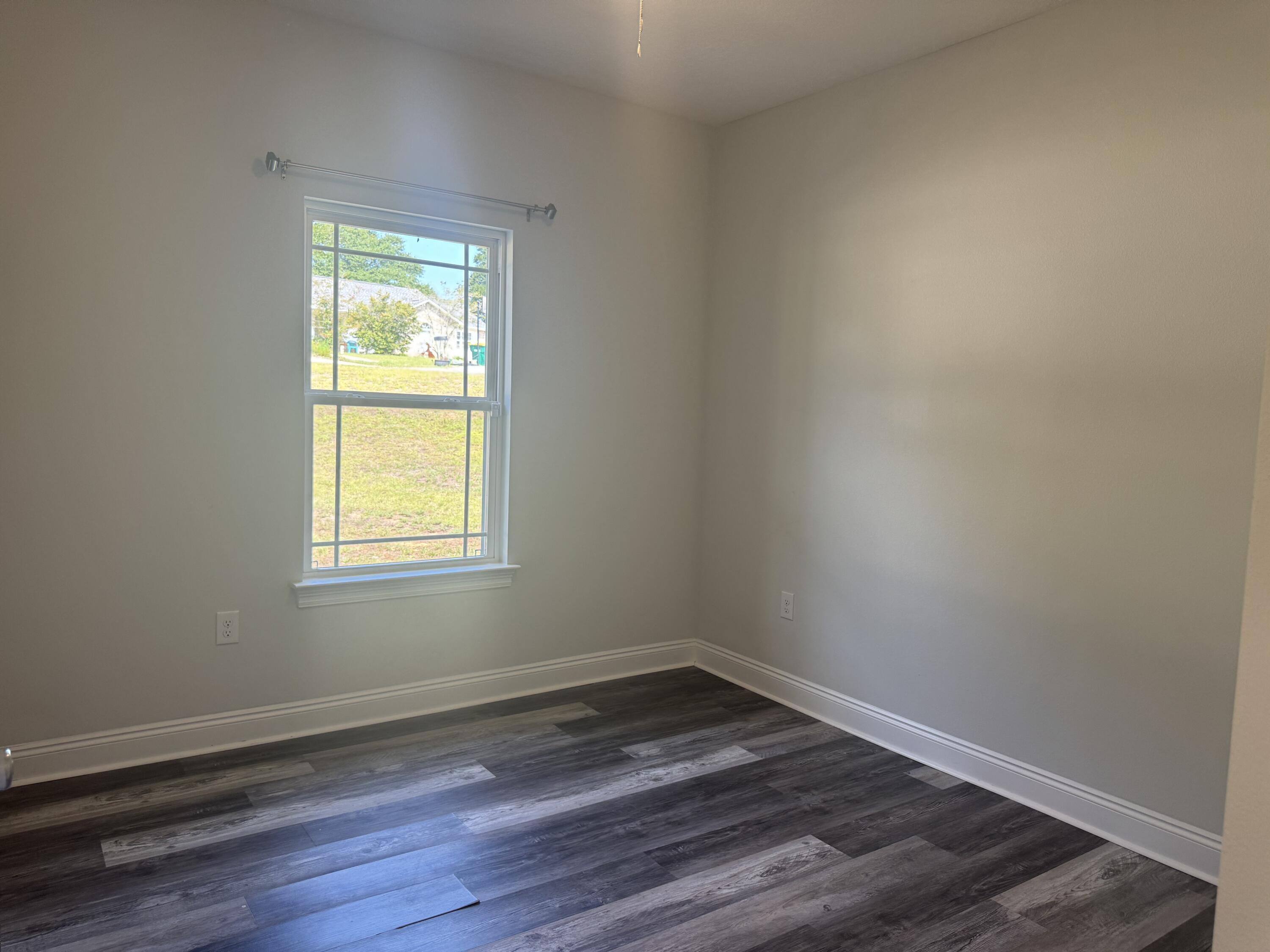 CRESTVIEW SUBURB - Residential Lease