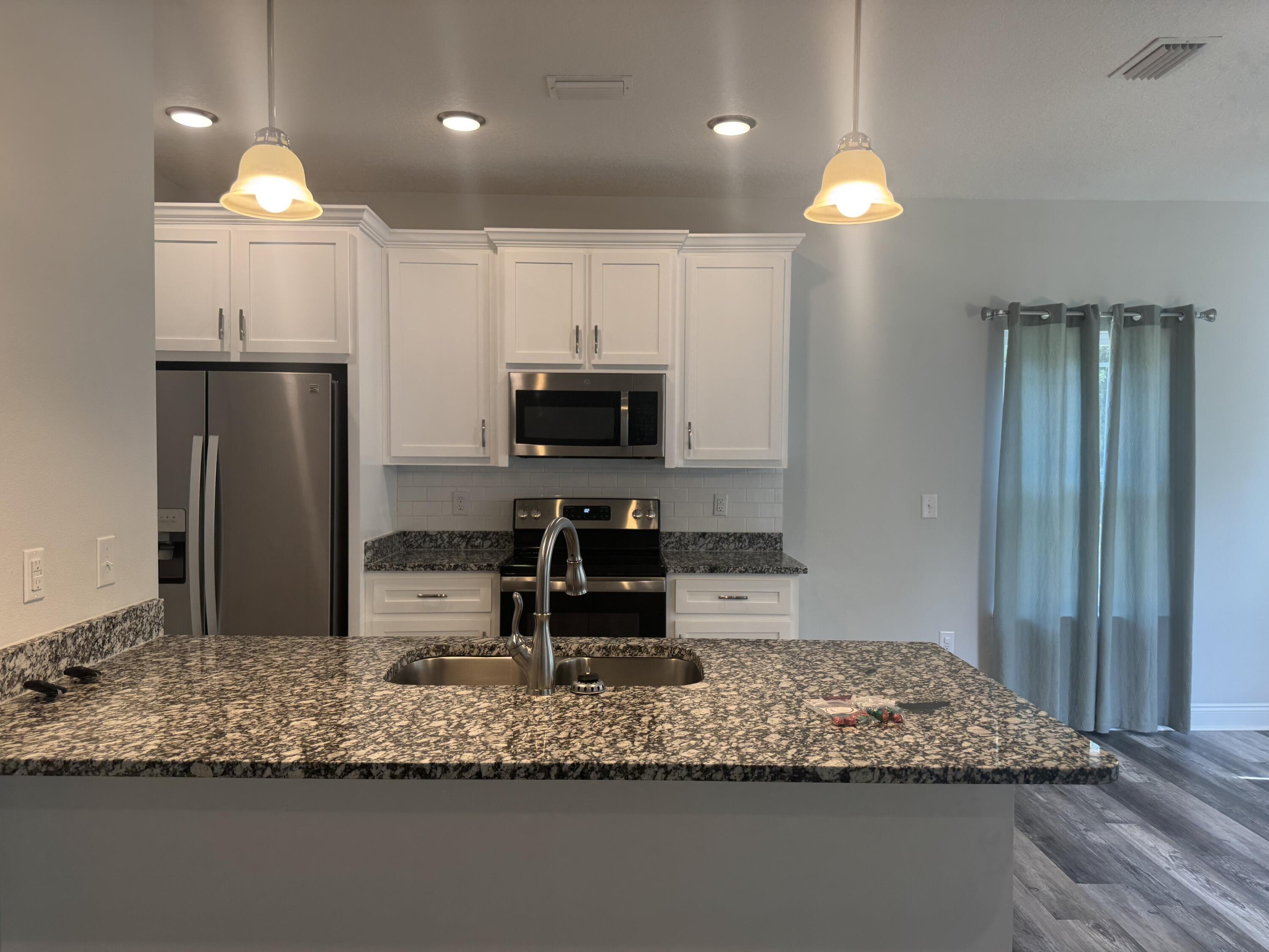 CRESTVIEW SUBURB - Residential Lease