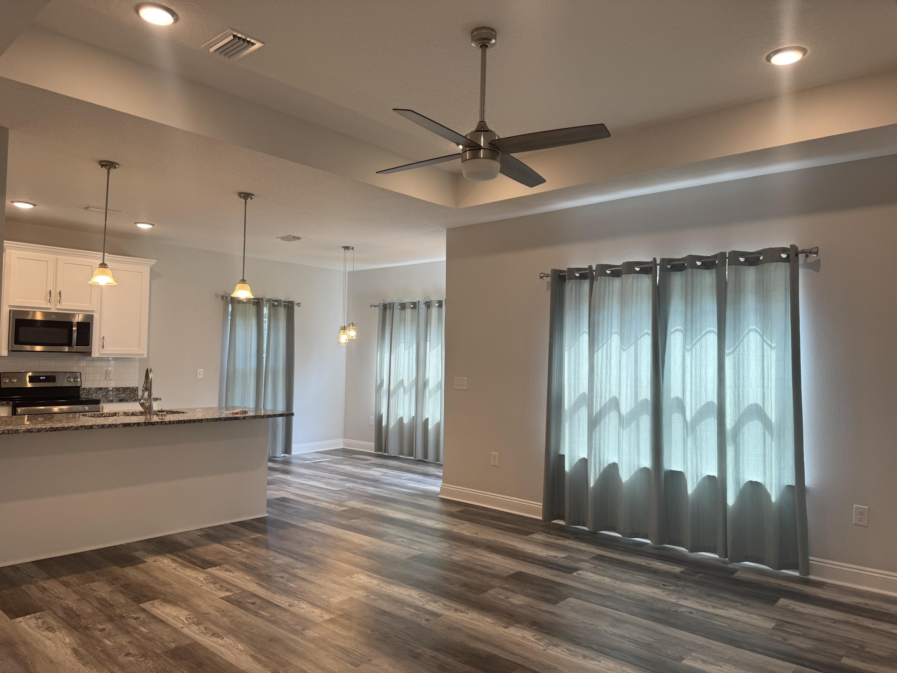 CRESTVIEW SUBURB - Residential Lease