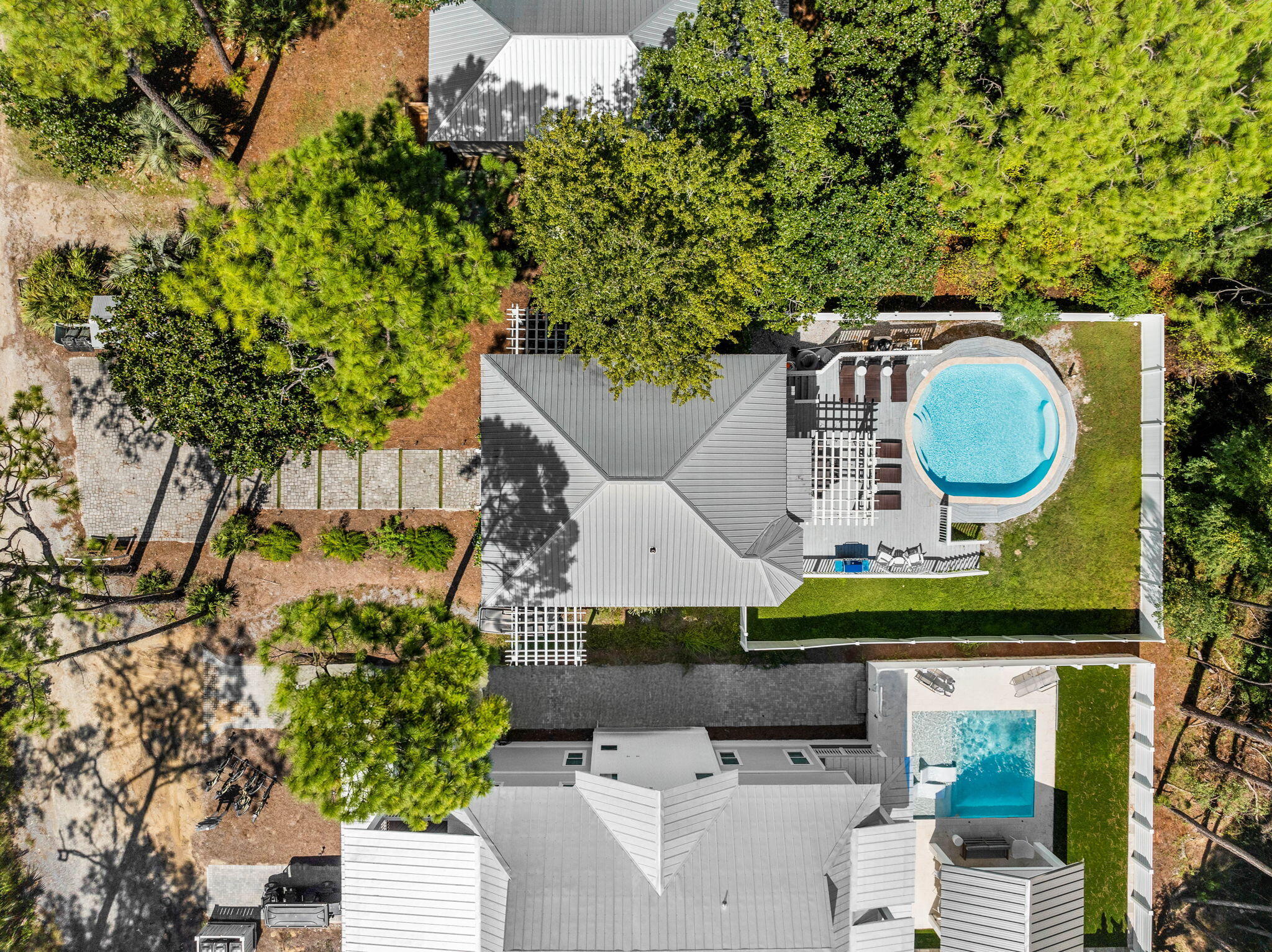 GULF SHORE MANOR - Residential
