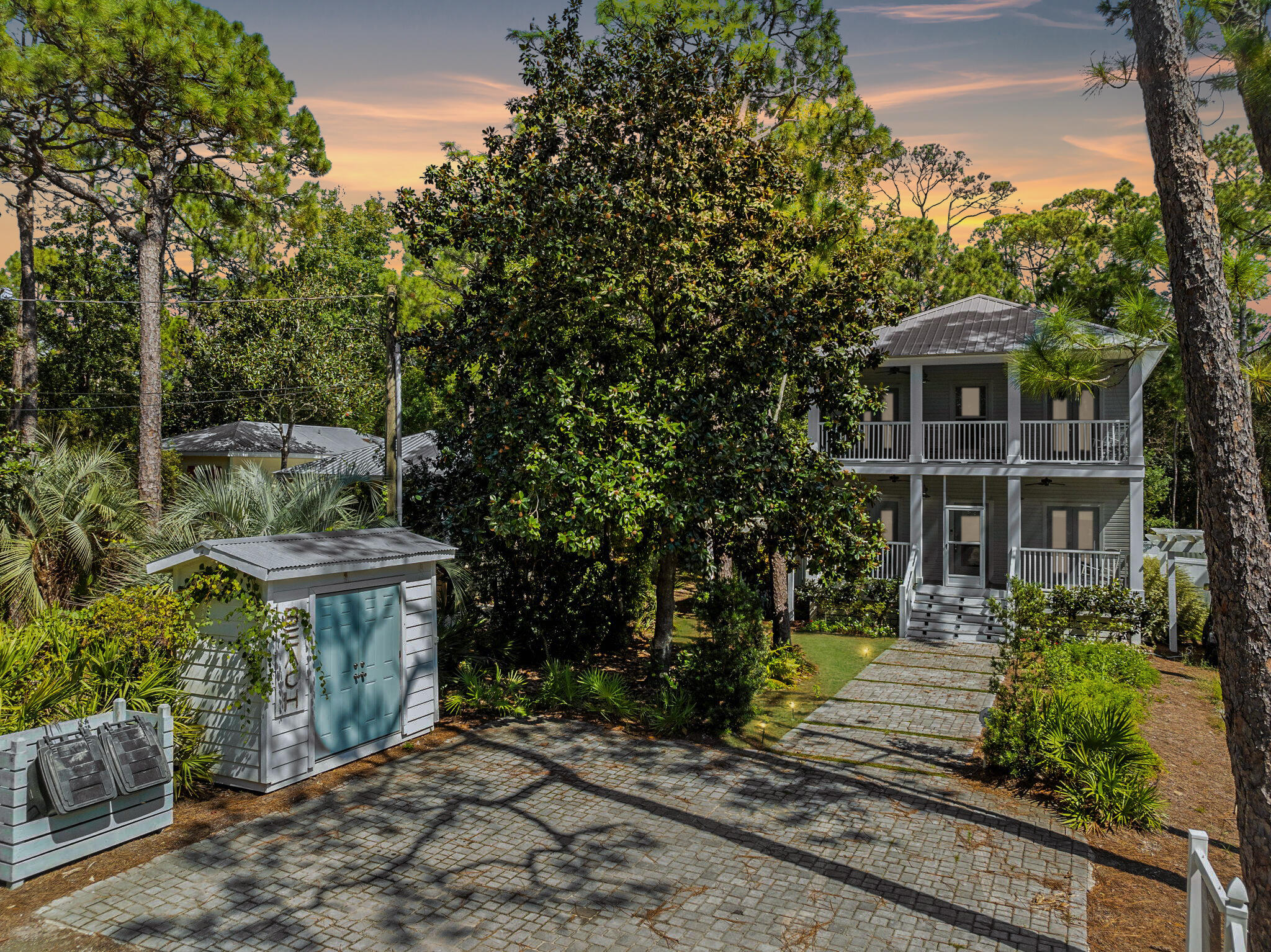 GULF SHORE MANOR - Residential