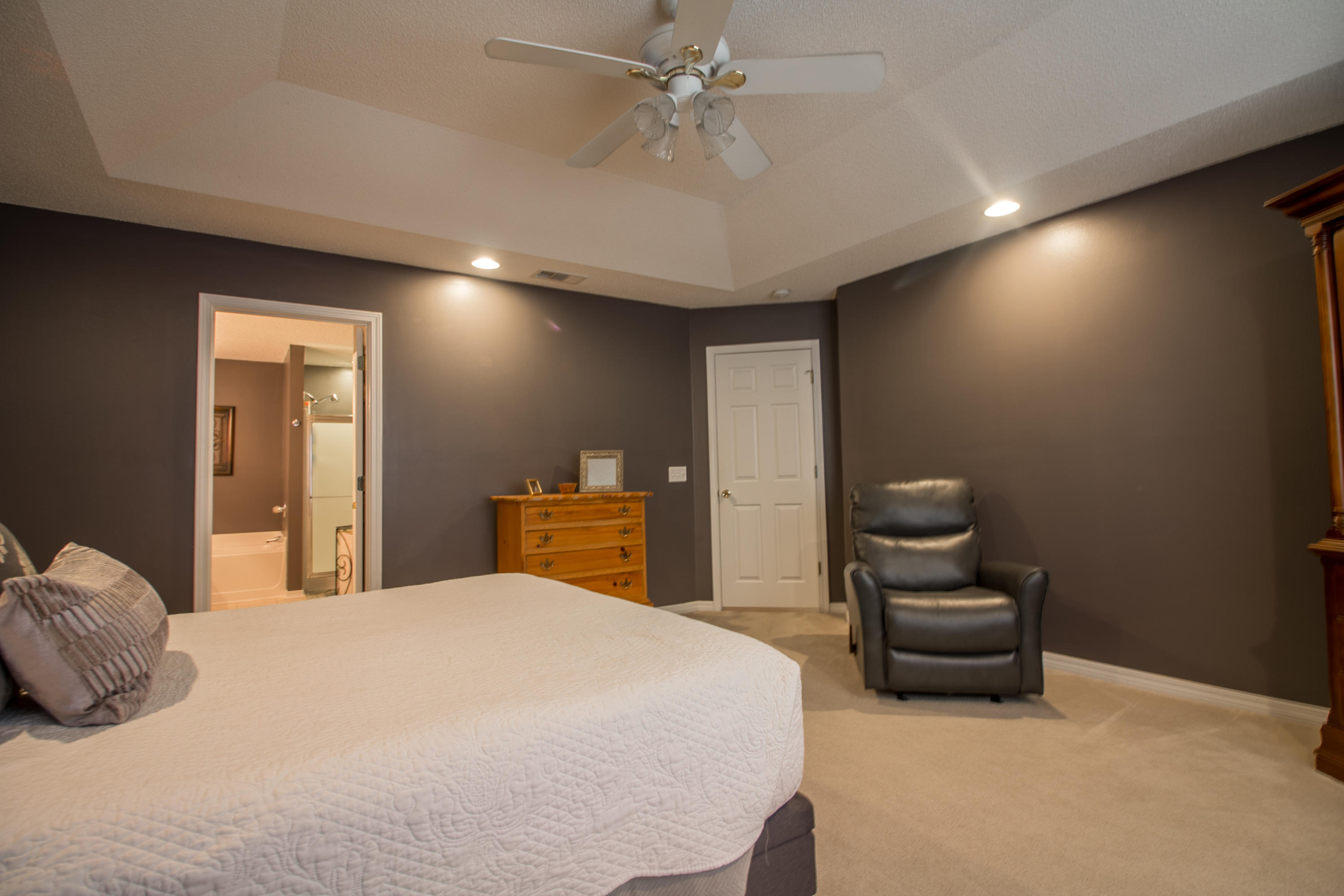 NORTHVIEW ESTATES 7TH ADDN - Residential