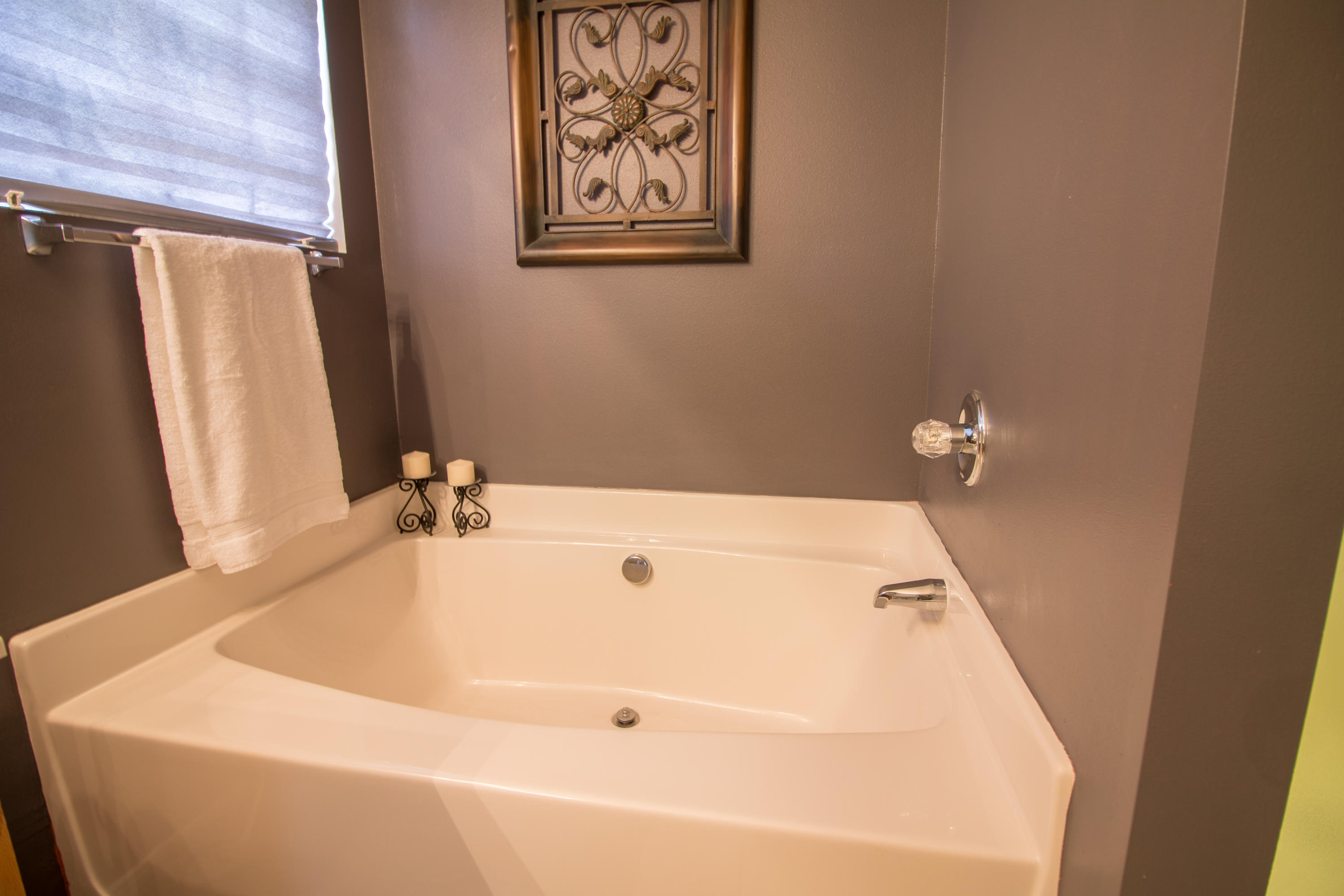 NORTHVIEW ESTATES 7TH ADDN - Residential