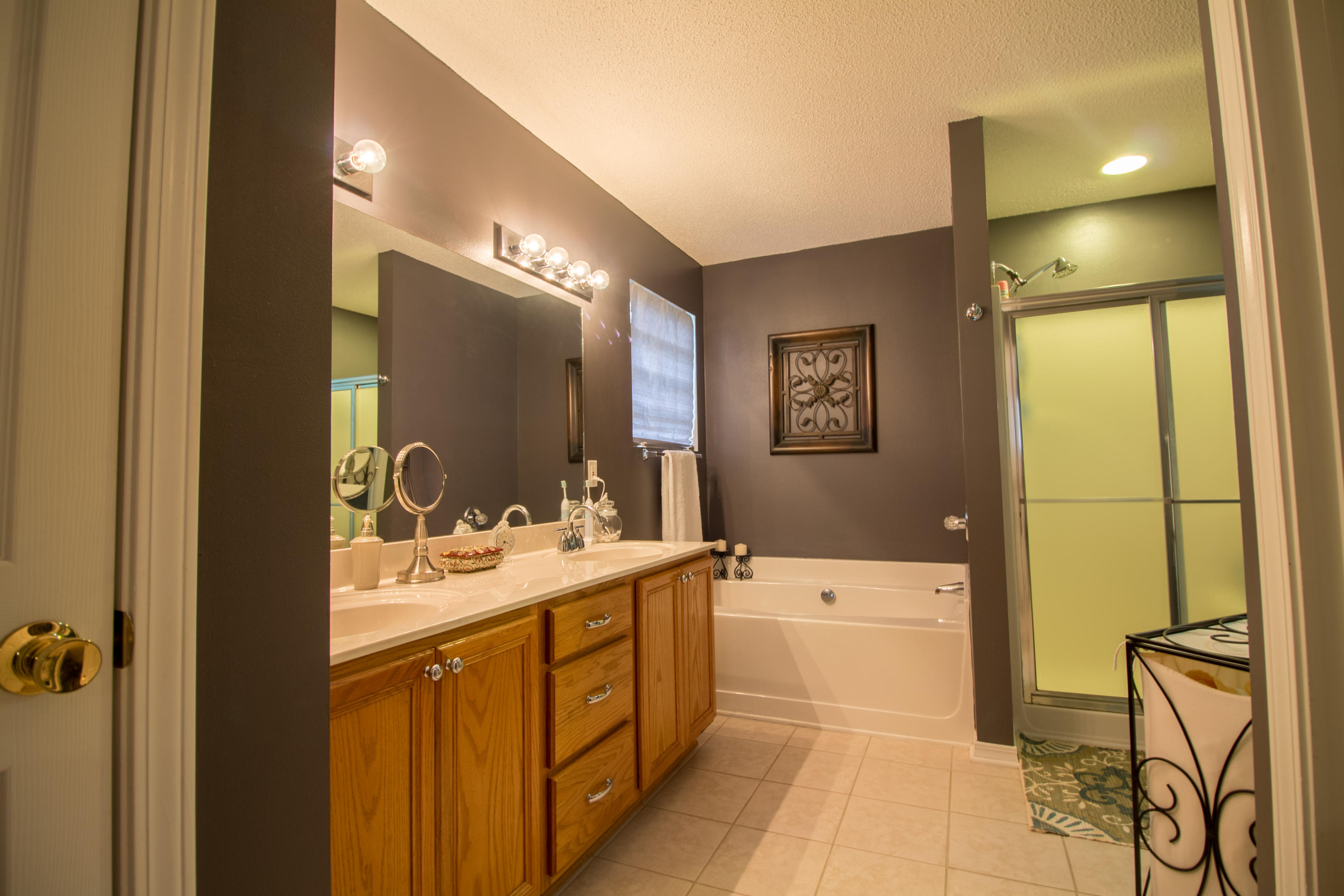 NORTHVIEW ESTATES 7TH ADDN - Residential