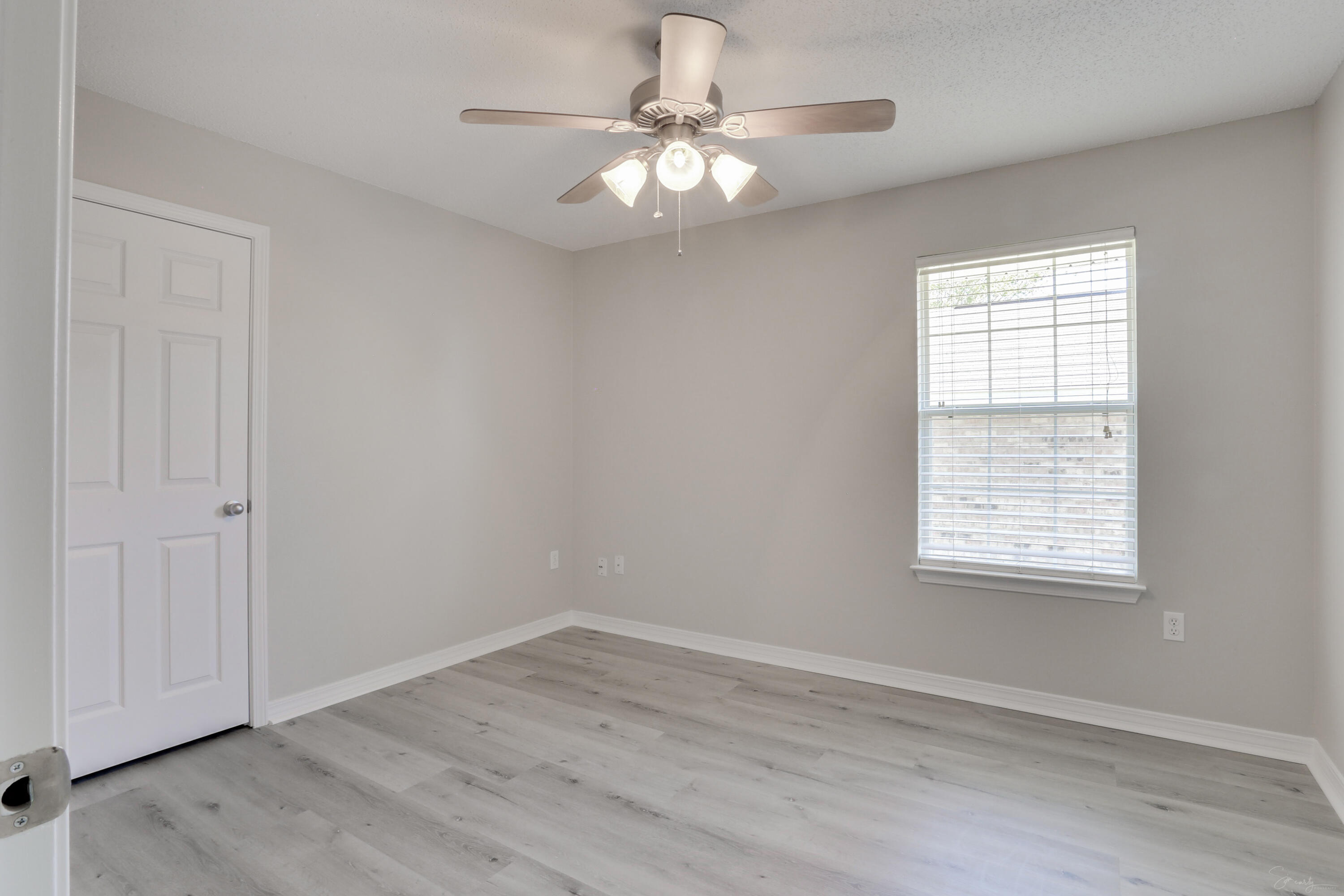 IRON GATE S/D PH I - Residential