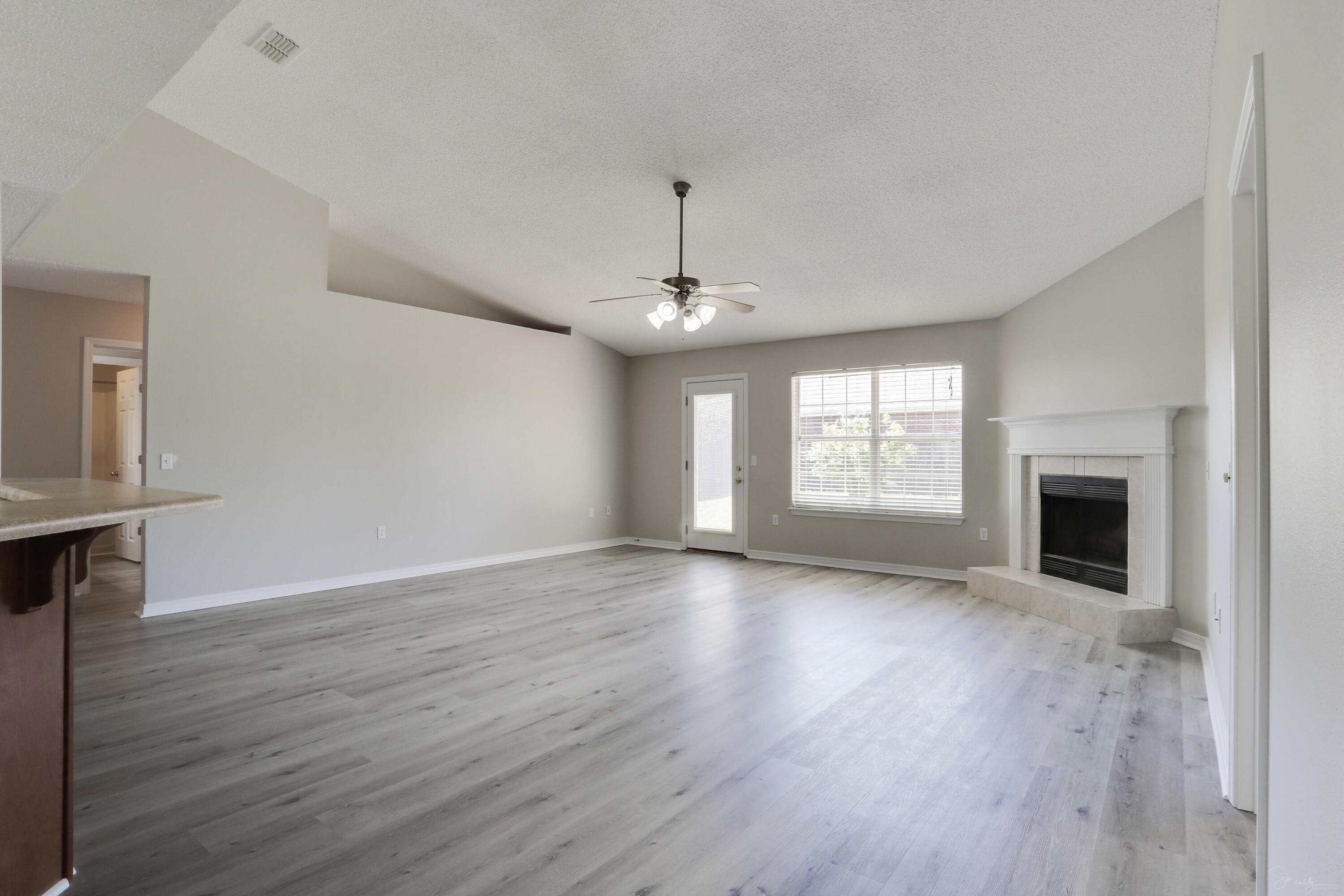 IRON GATE S/D PH I - Residential