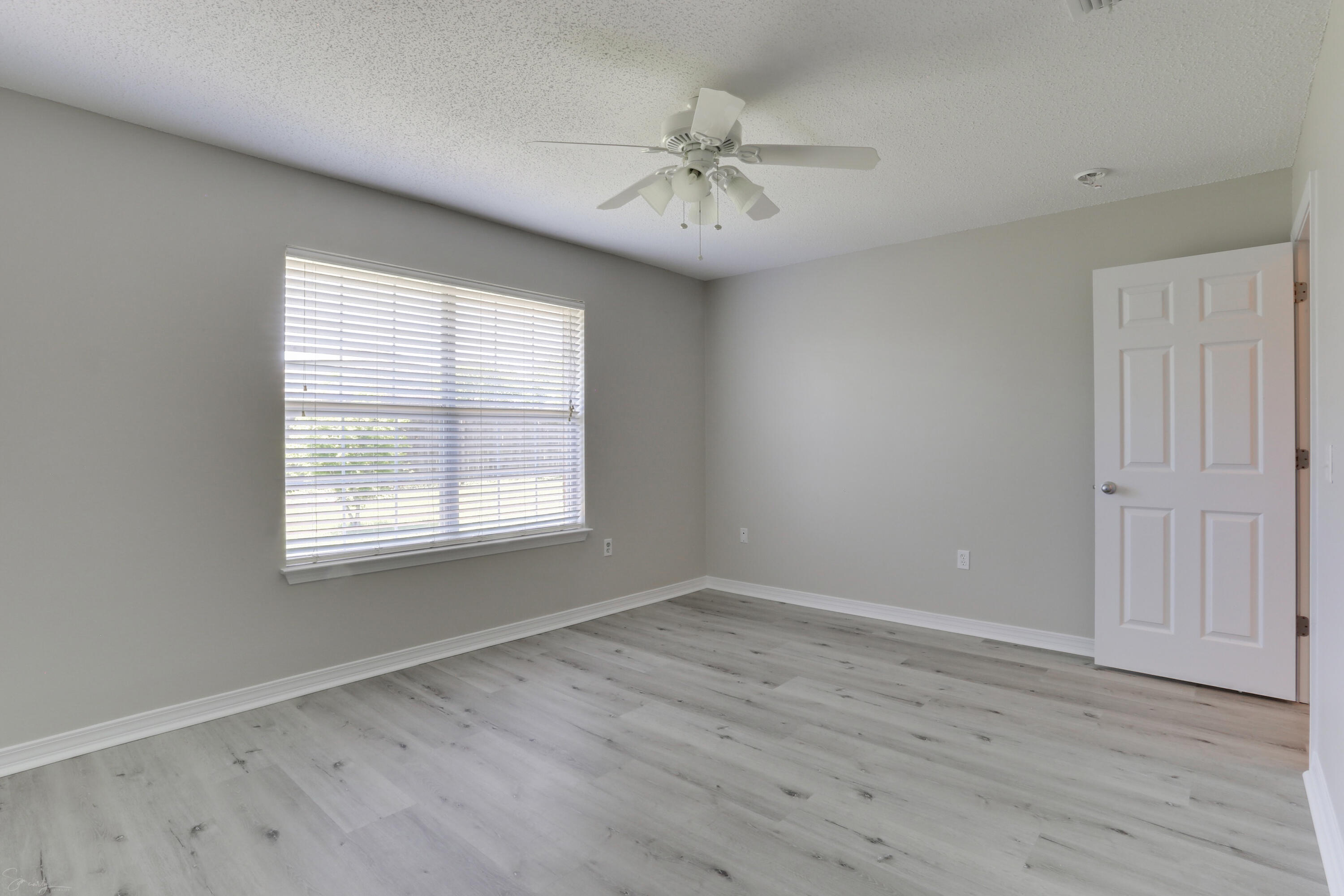 IRON GATE S/D PH I - Residential