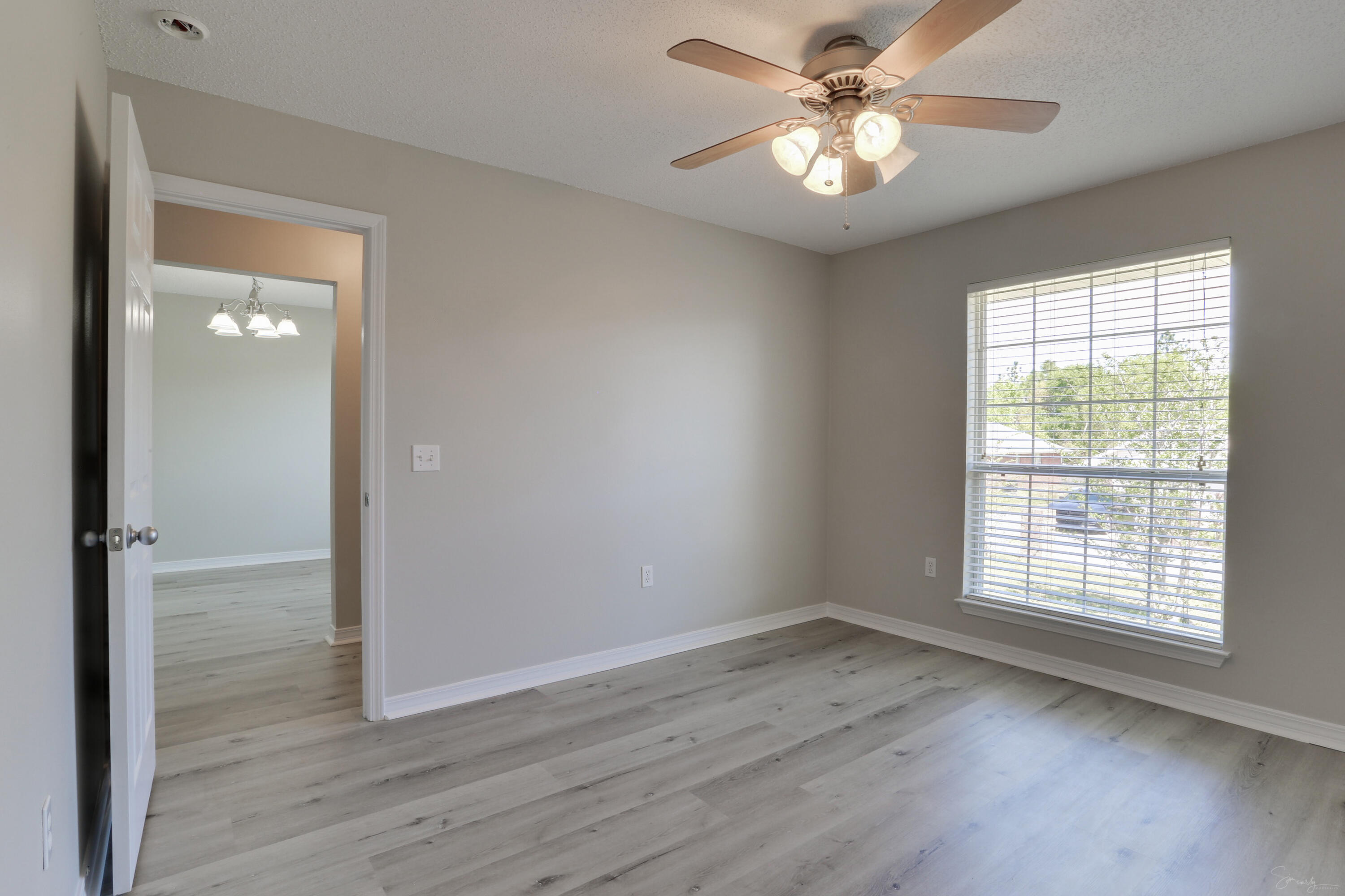 IRON GATE S/D PH I - Residential