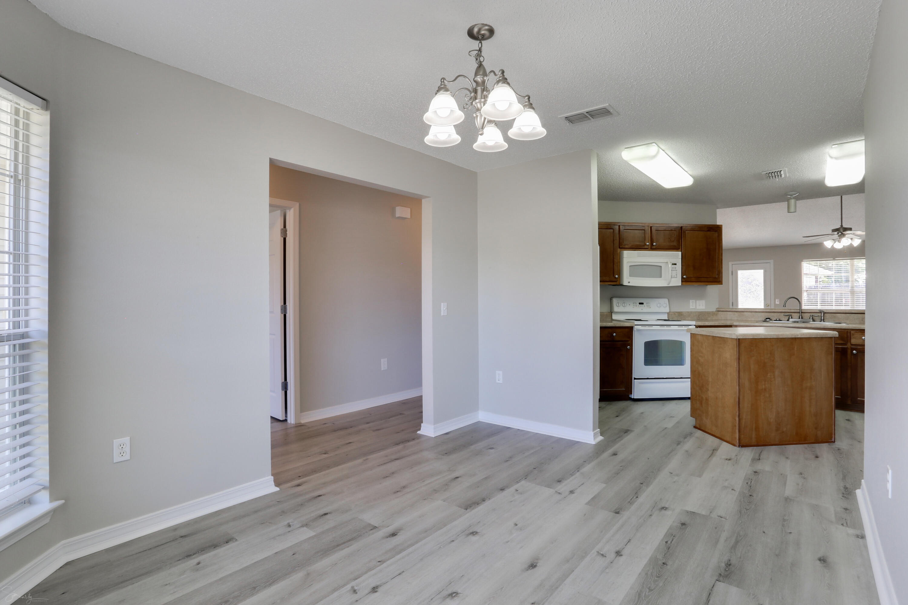 IRON GATE S/D PH I - Residential