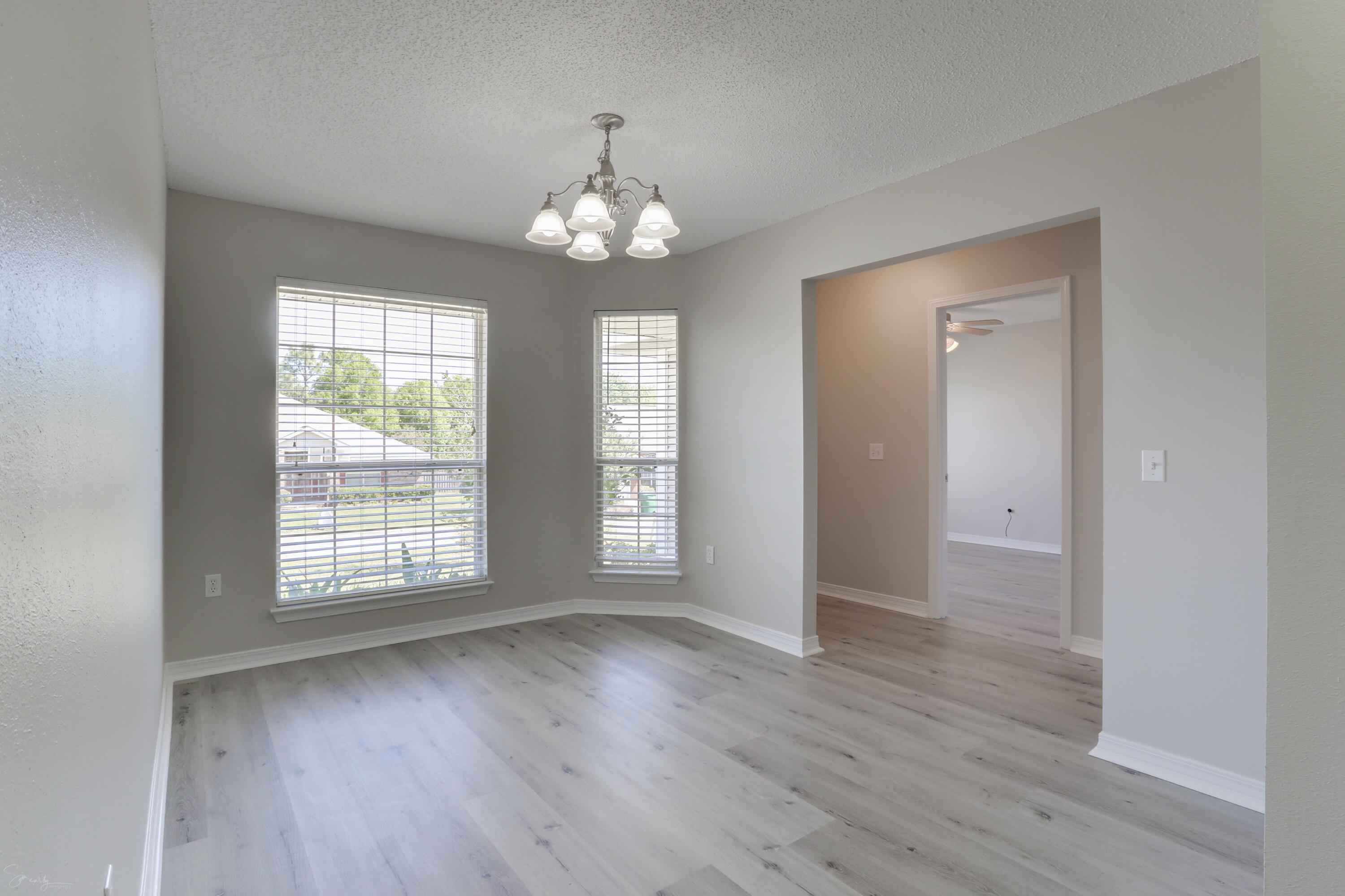 IRON GATE S/D PH I - Residential