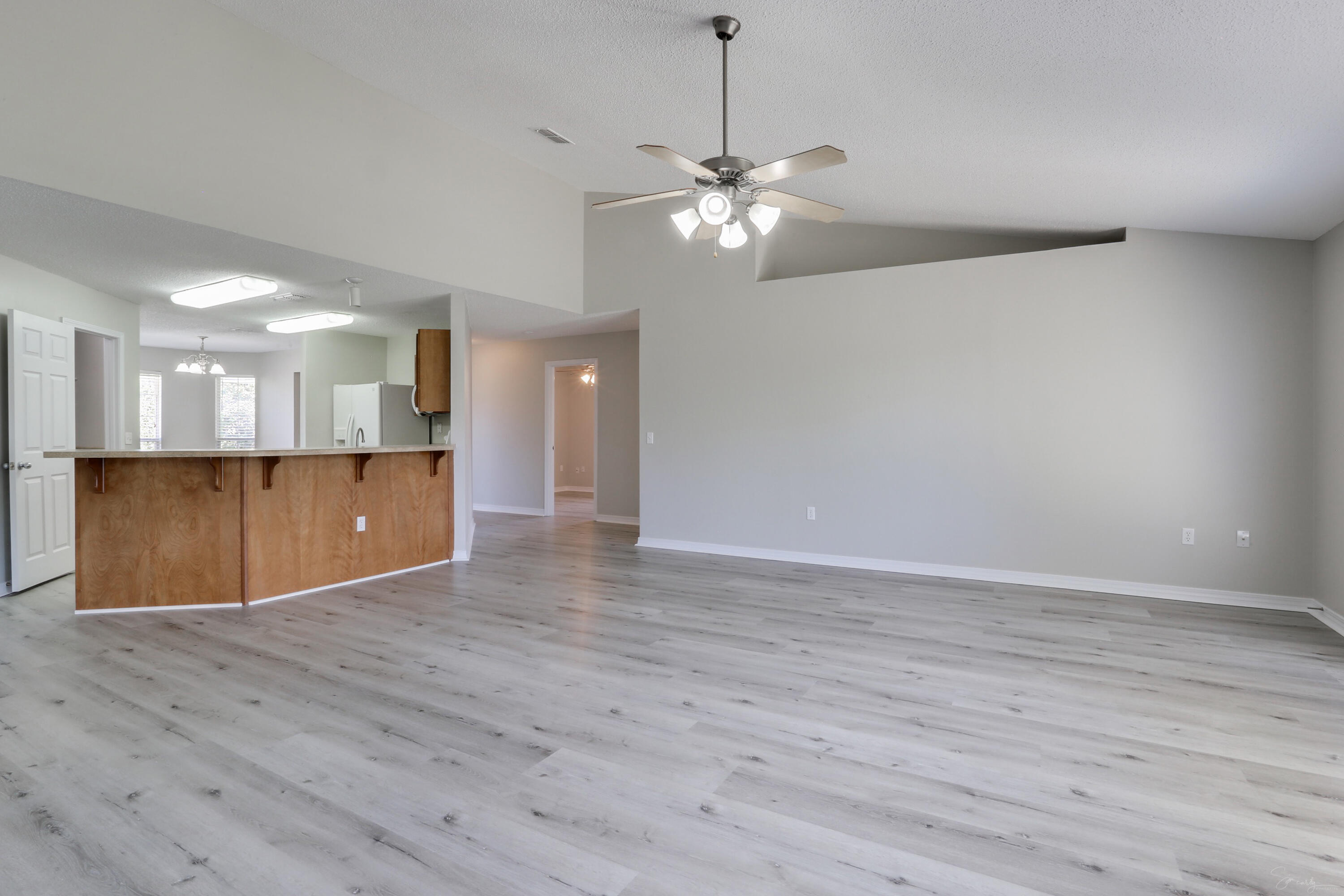 IRON GATE S/D PH I - Residential