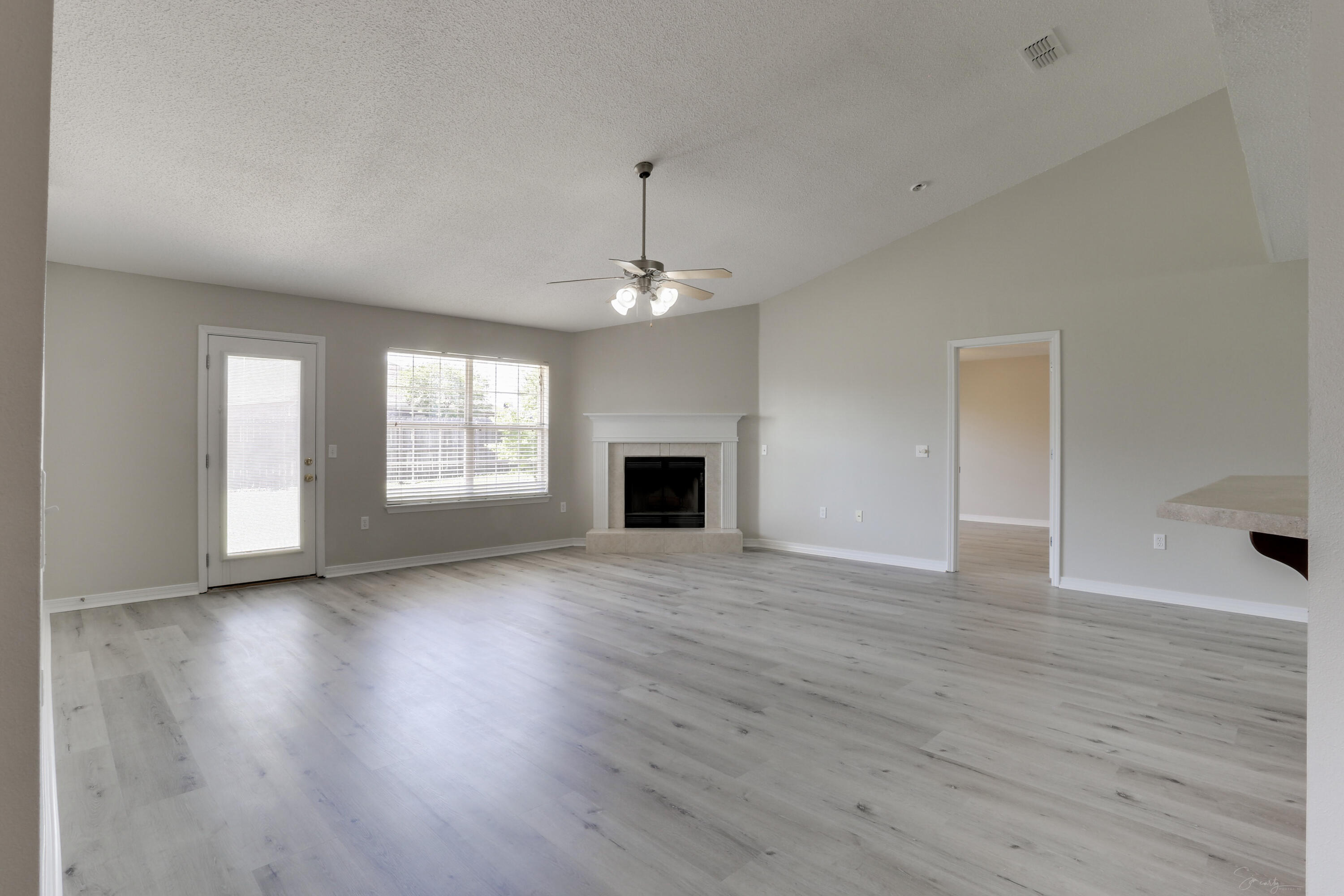 IRON GATE S/D PH I - Residential